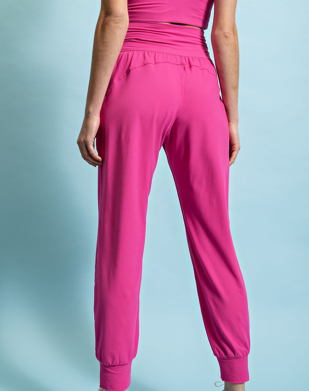 Butter Yoga Jogger - Sonic Pink