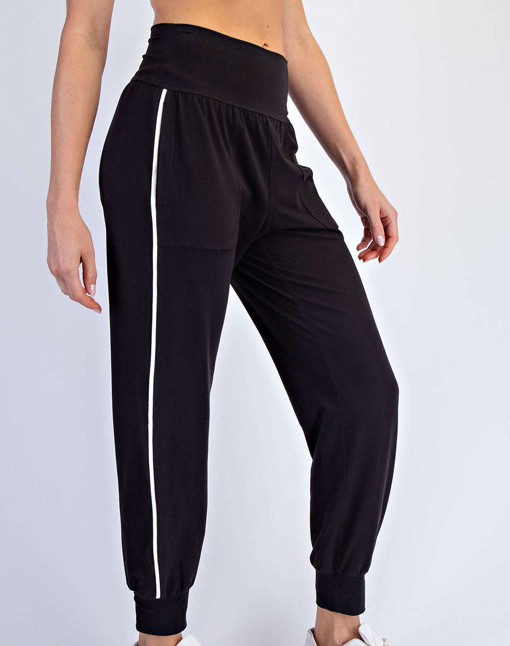 Butter Piping Jogger