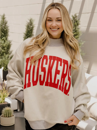 ネブラスカ大学　HUSKERS　ジャンパー、Tシャツ、キャップ3点セット ネブラスカ大学 HUSKERS ジャンパー、Tシャツ、キャップ3点