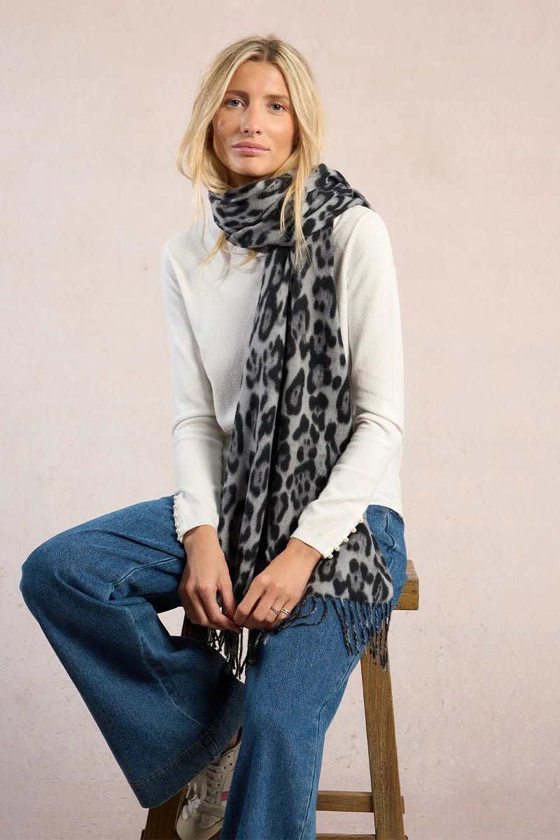 Molly Bracken Knitted Scarf - Cheetah