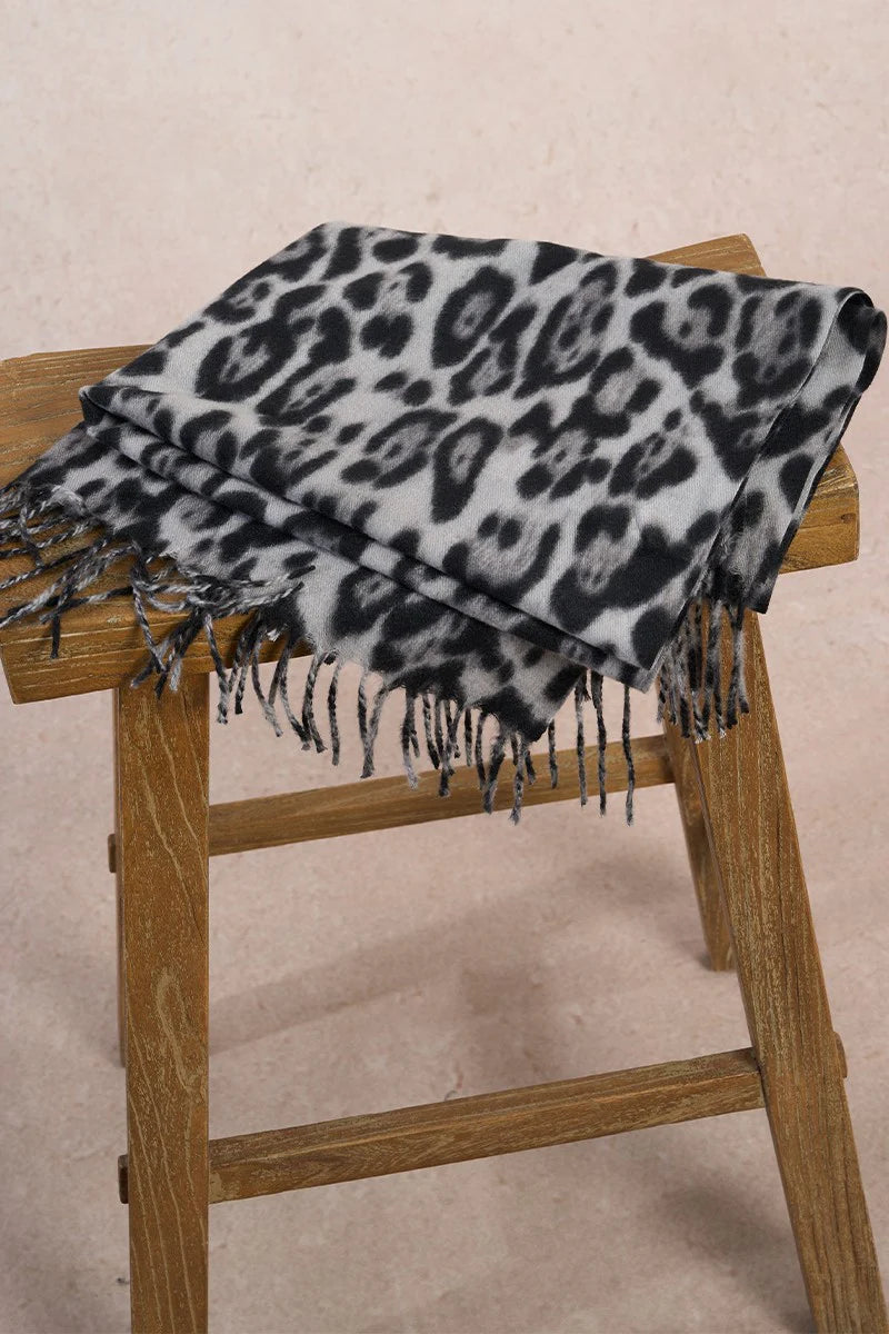 Molly Bracken Knitted Scarf - Cheetah