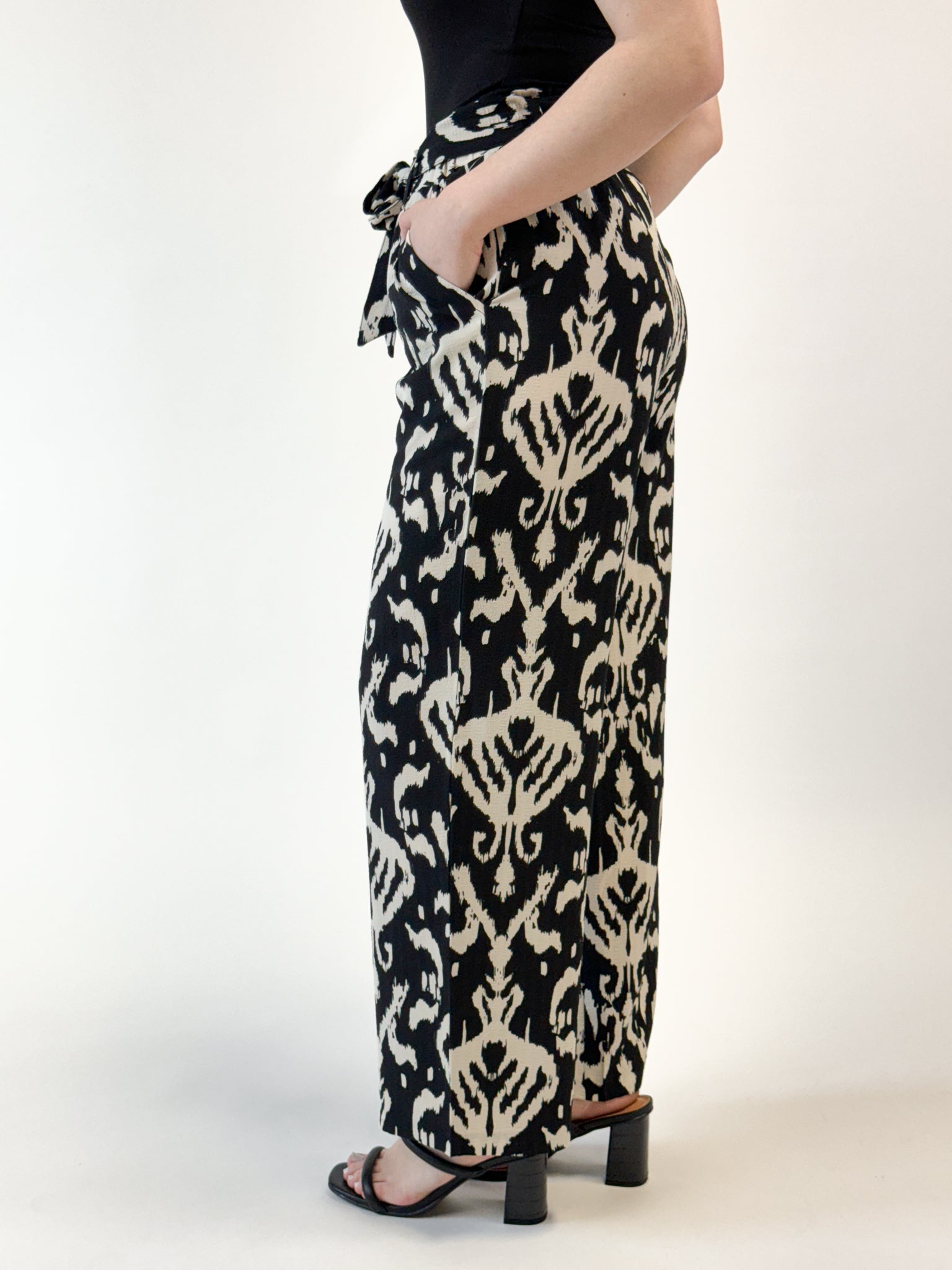 Tribal Printed Pull-On Belted Pants