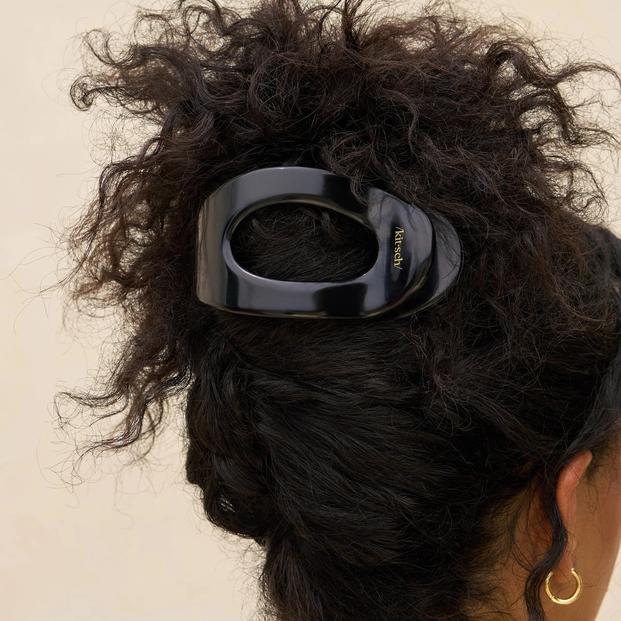 Kitsch Black Flat Cloud Clip