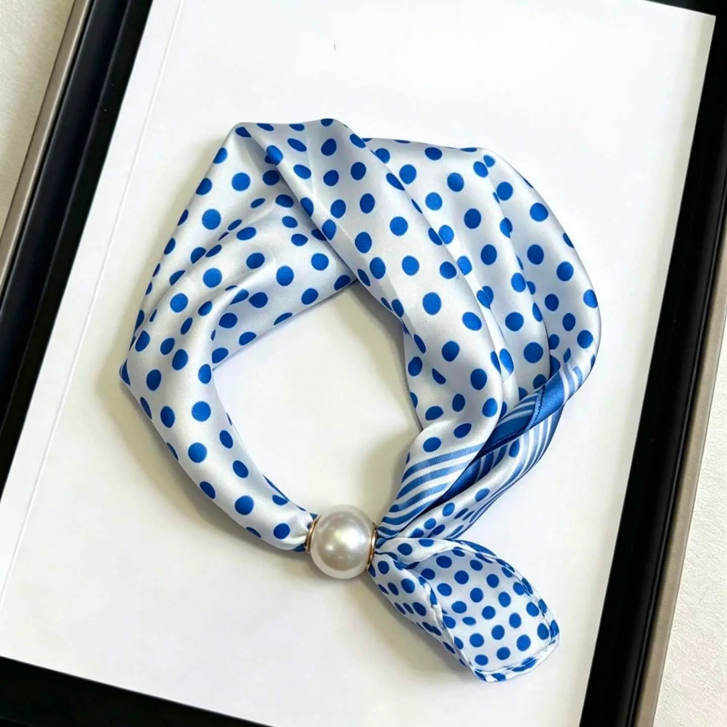 Pearl Magnetic Clasp Satin Scarf