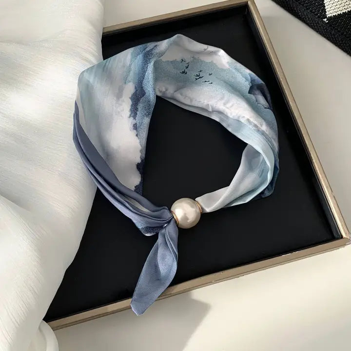 Pearl Magnetic Clasp Scarf