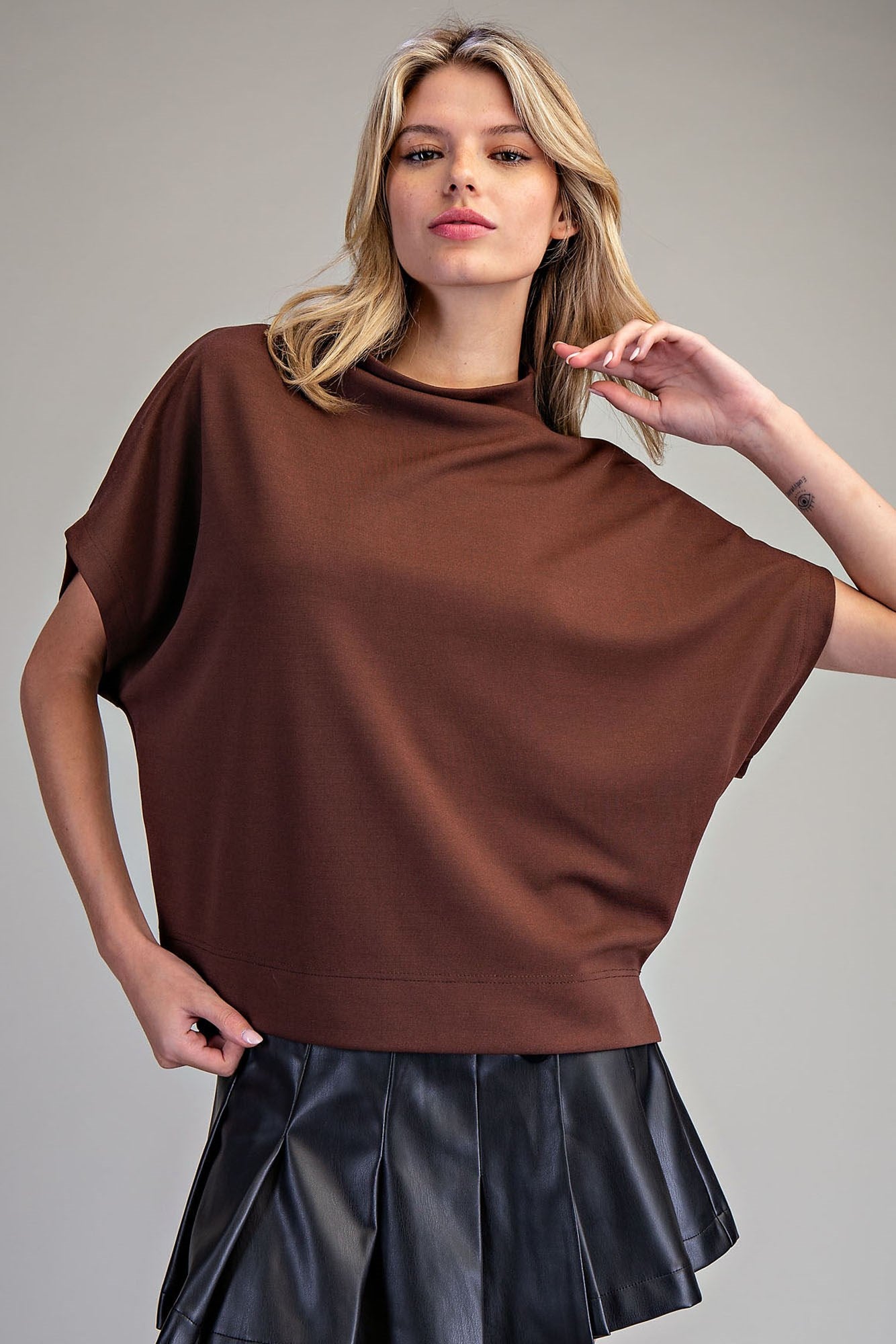 Solid Mock Neck Short Sleeve Top