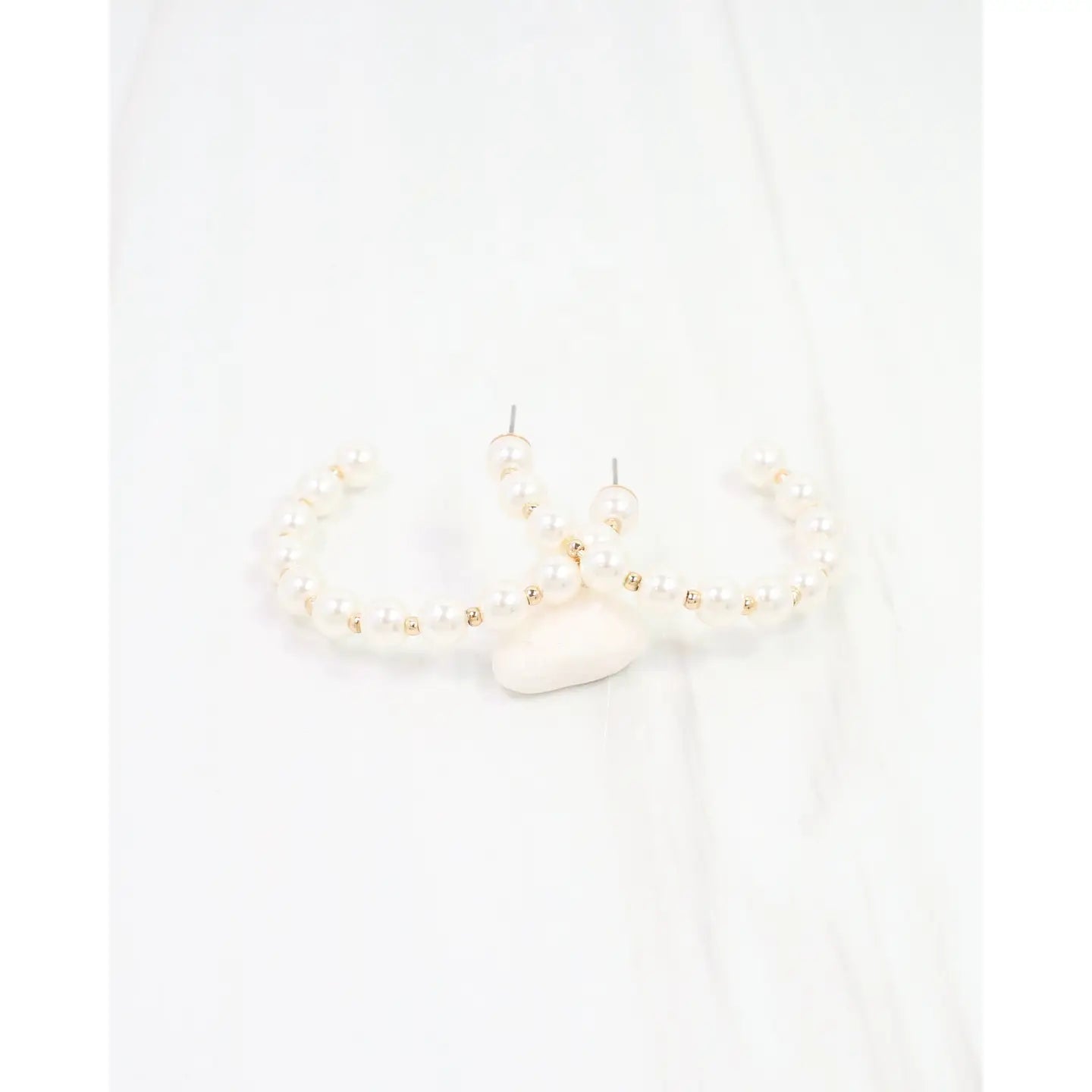 Moore Pearl Hoop Earring