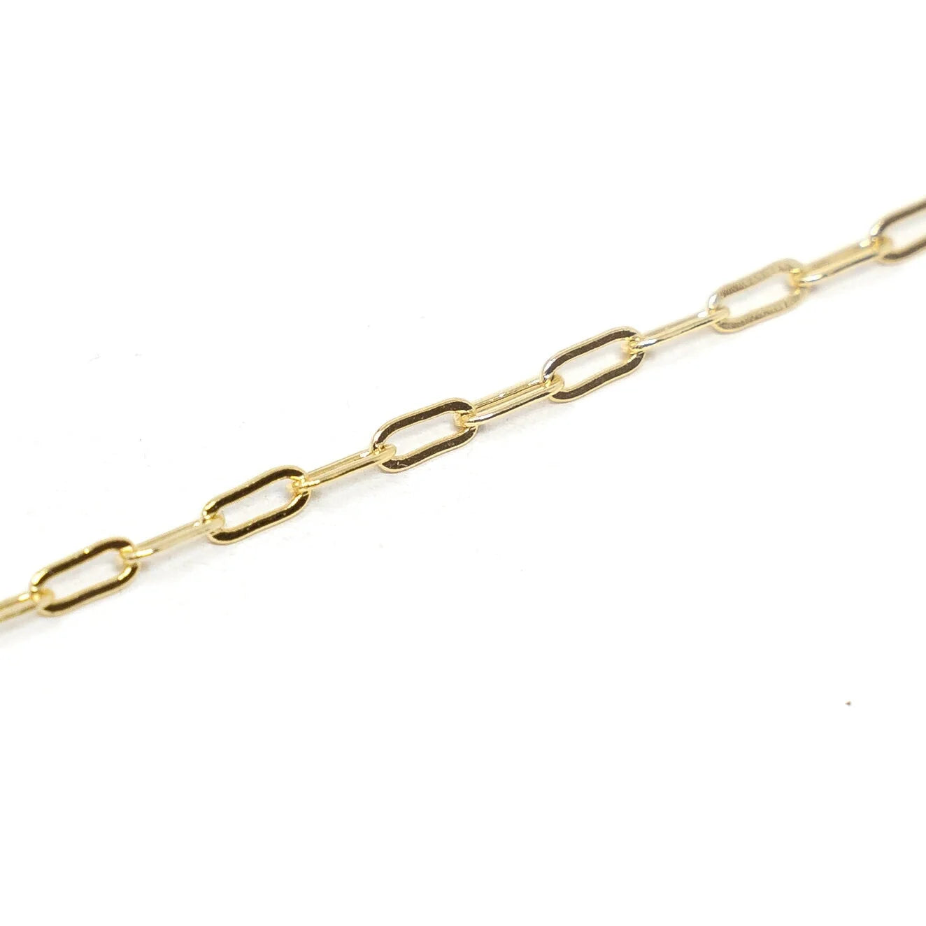 The Sis Kiss Mini Paperclip Chain Necklace
