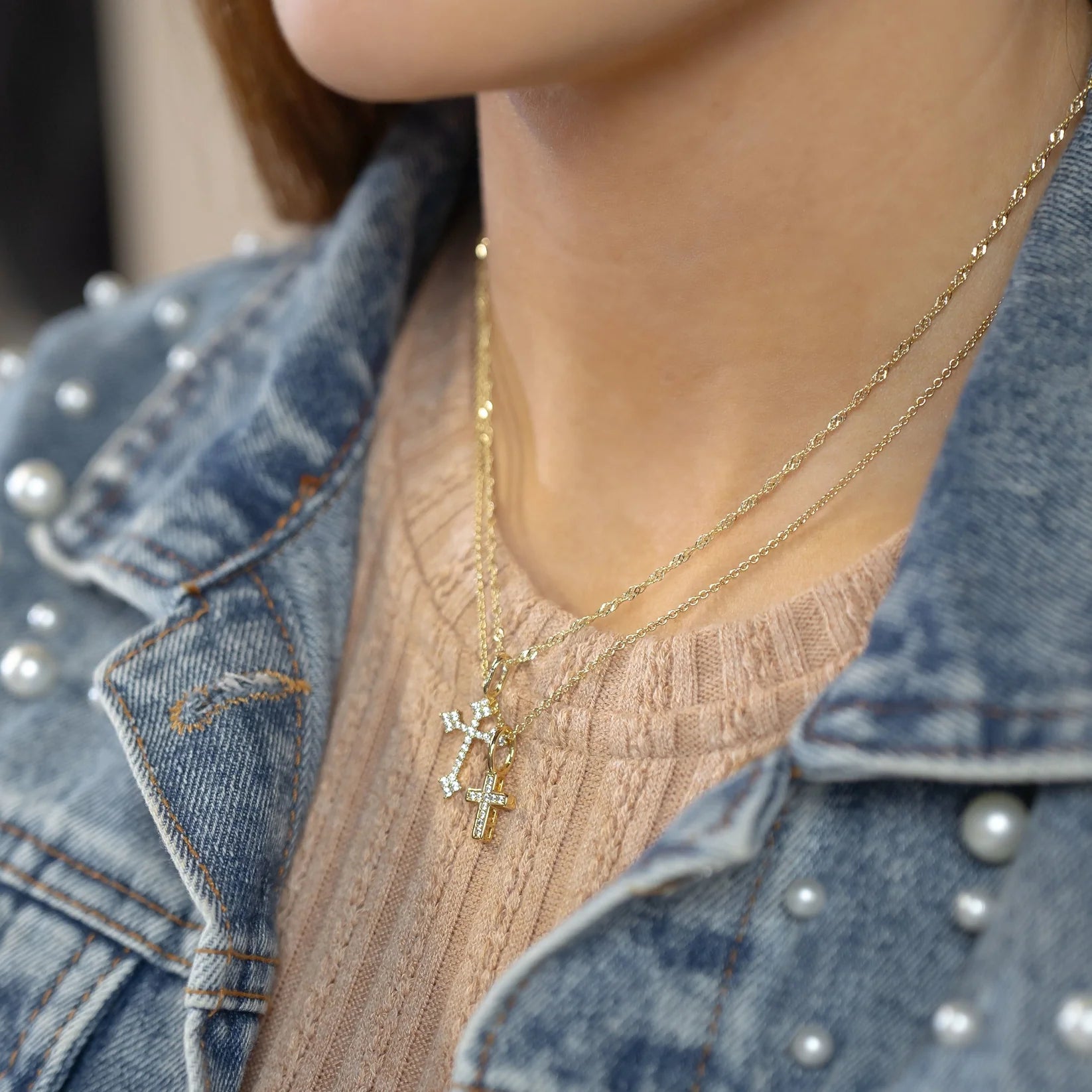 Sis Kiss Juliet Cross Charm