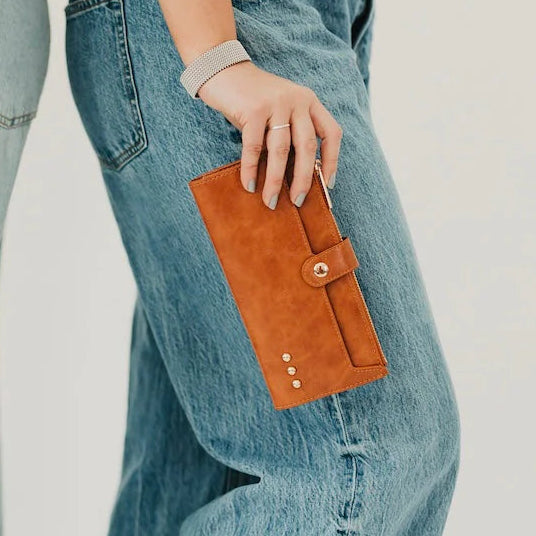 Essentials Carryall Wallet