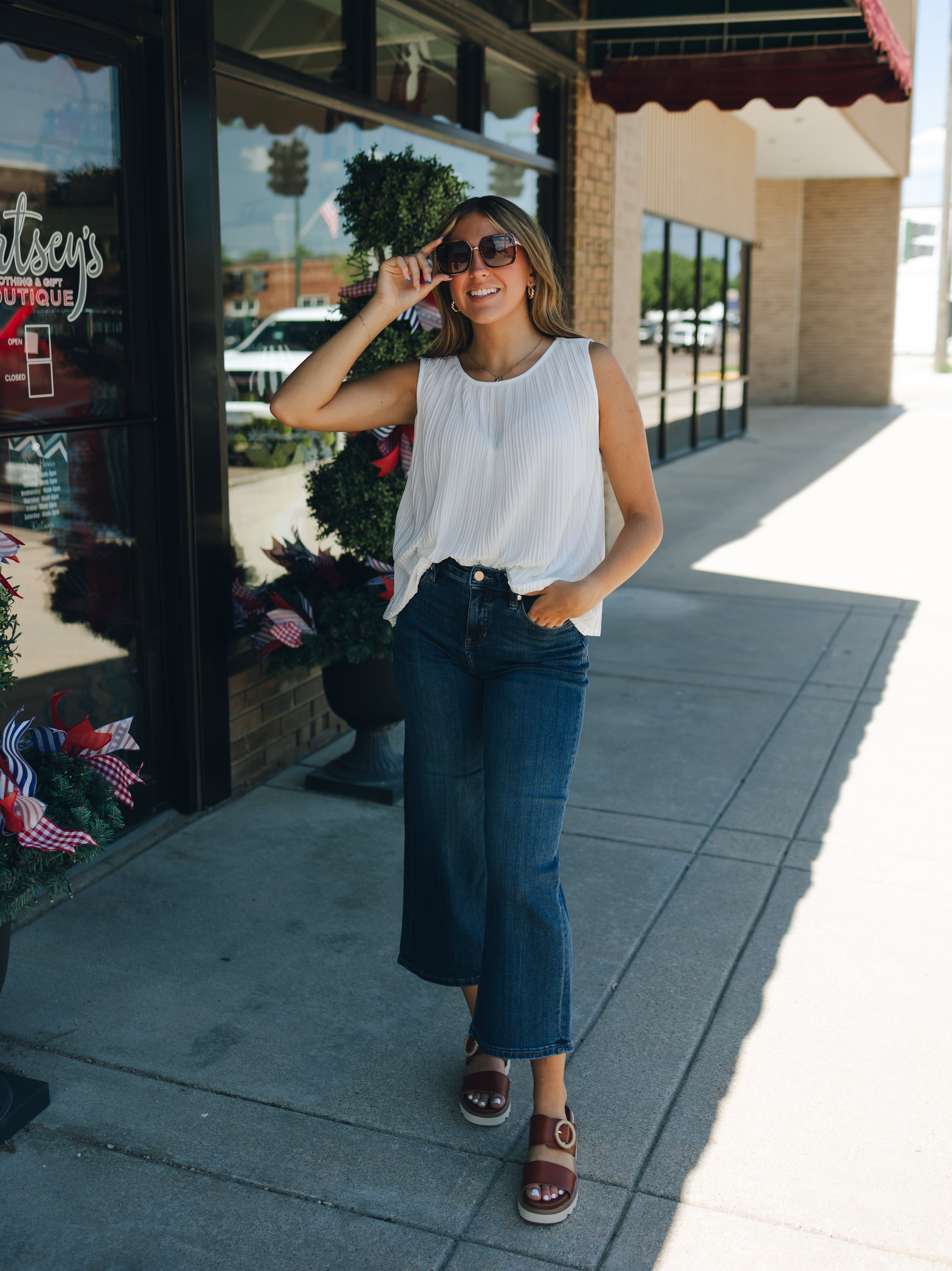 Liverpool Stride HR Crop Wide Leg - Wabash