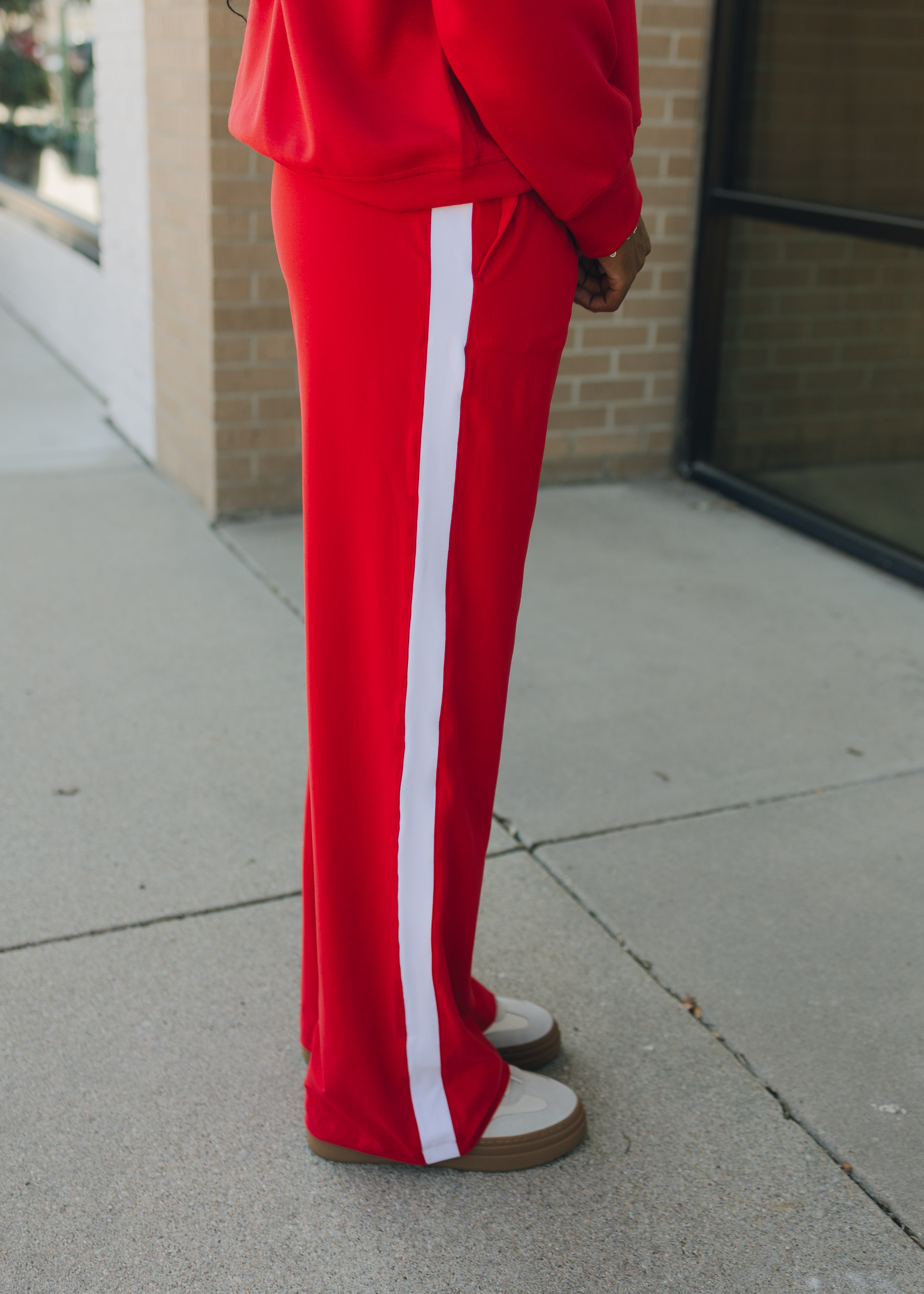 Butter Striping Straight Pant