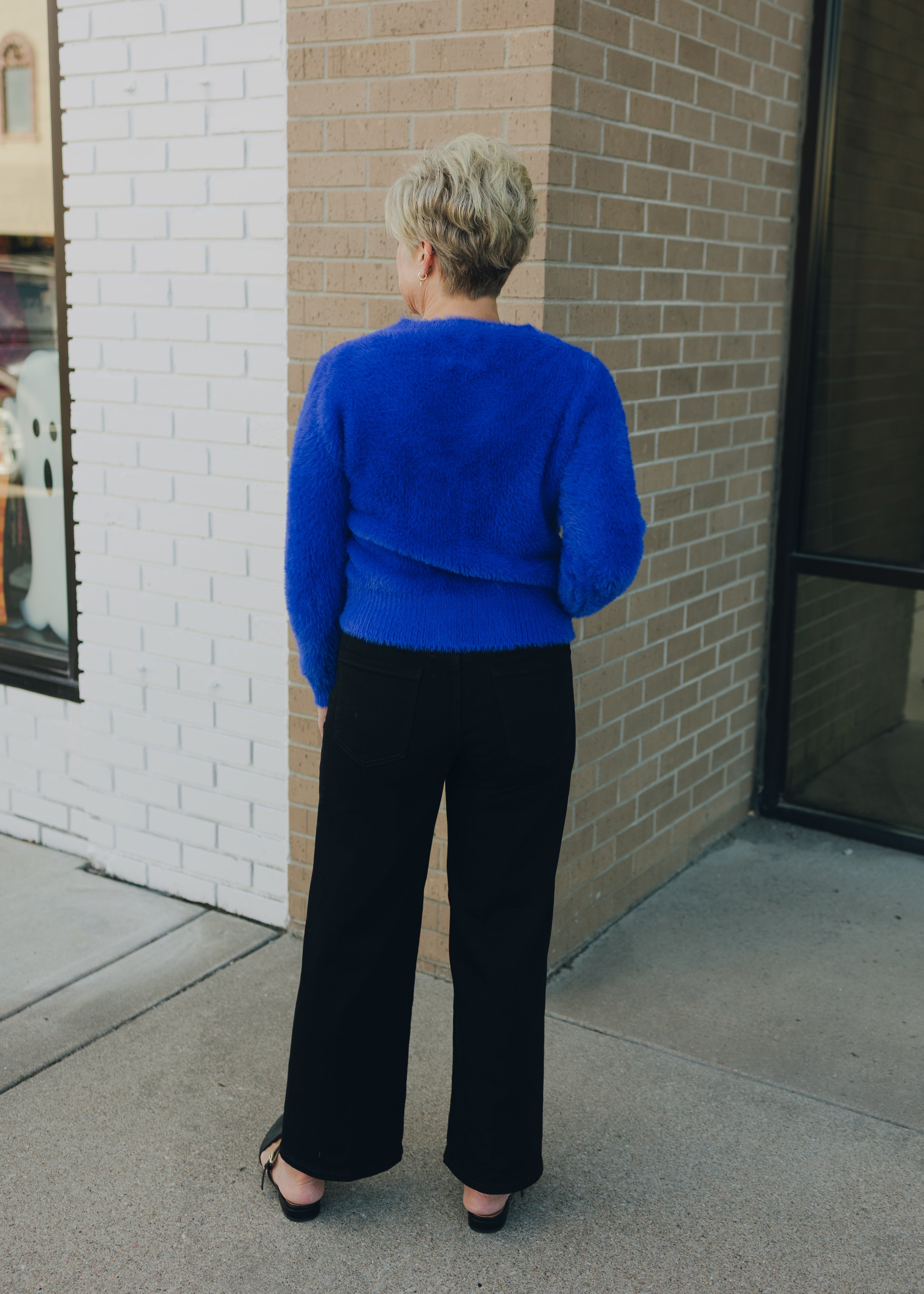 Liverpool Stride Crop Wide 28"