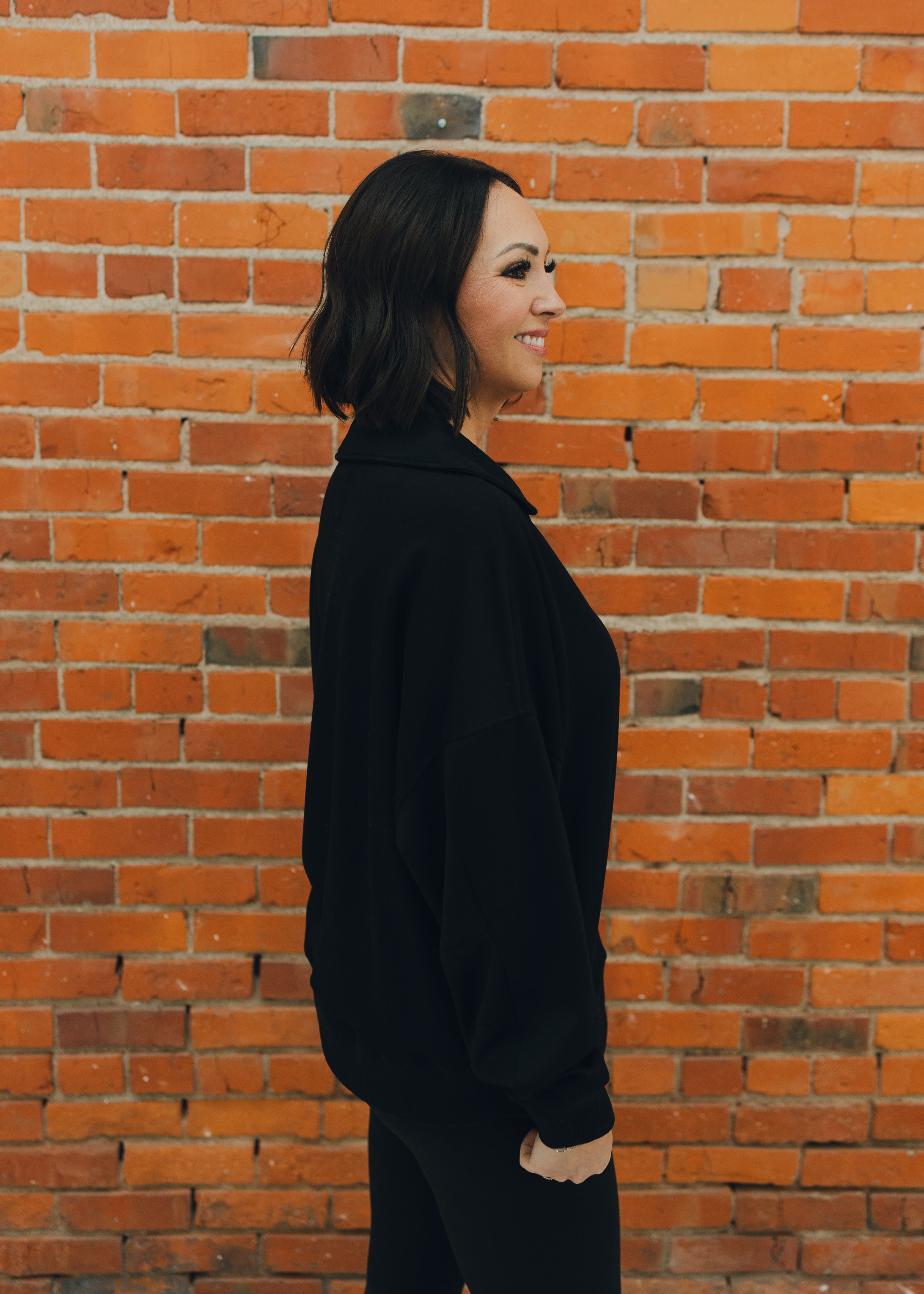 Neoknit V-Neck Sweatshirt - Black