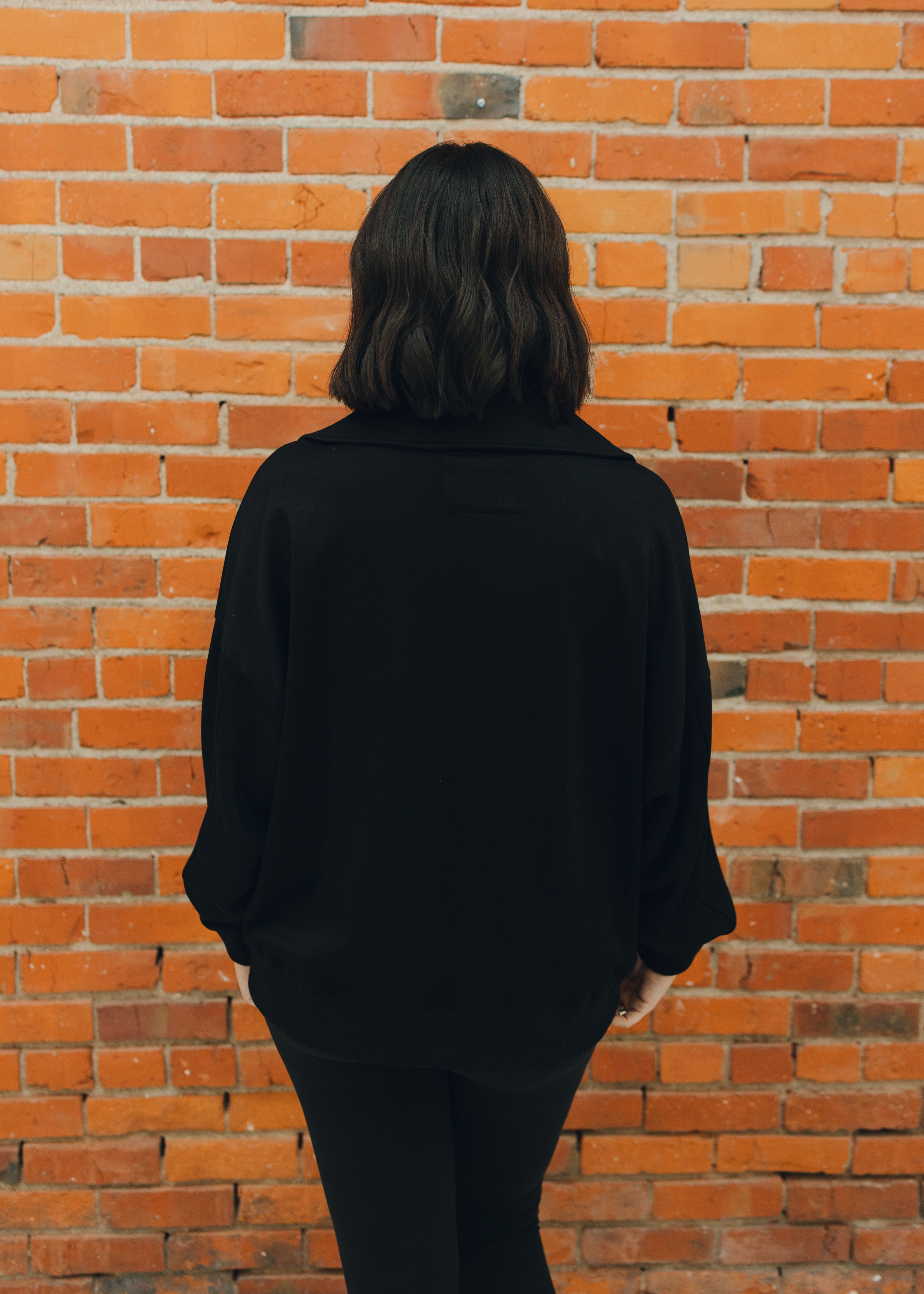 Neoknit V-Neck Sweatshirt - Black