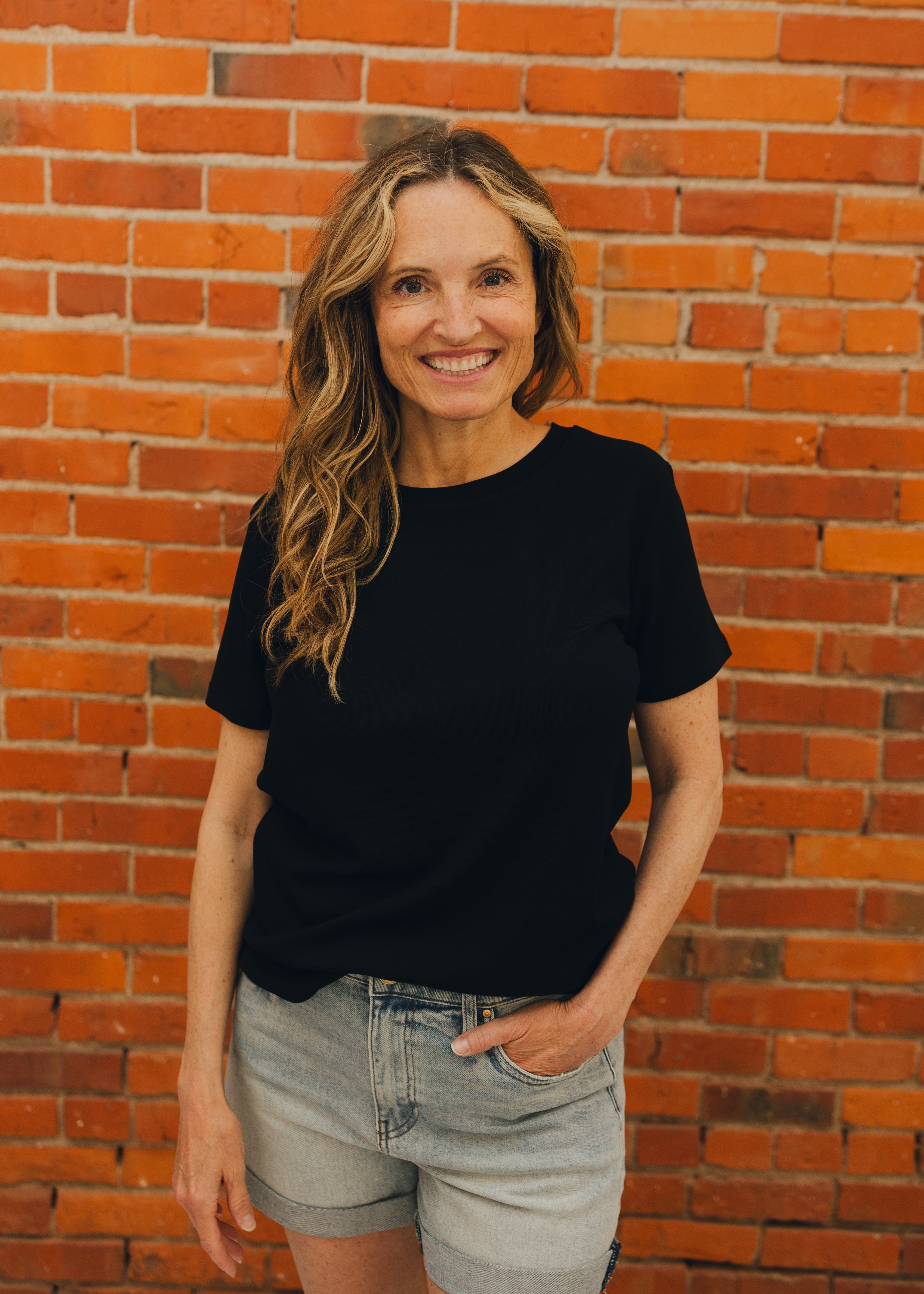 Basic Short Sleeve Round Neck Top