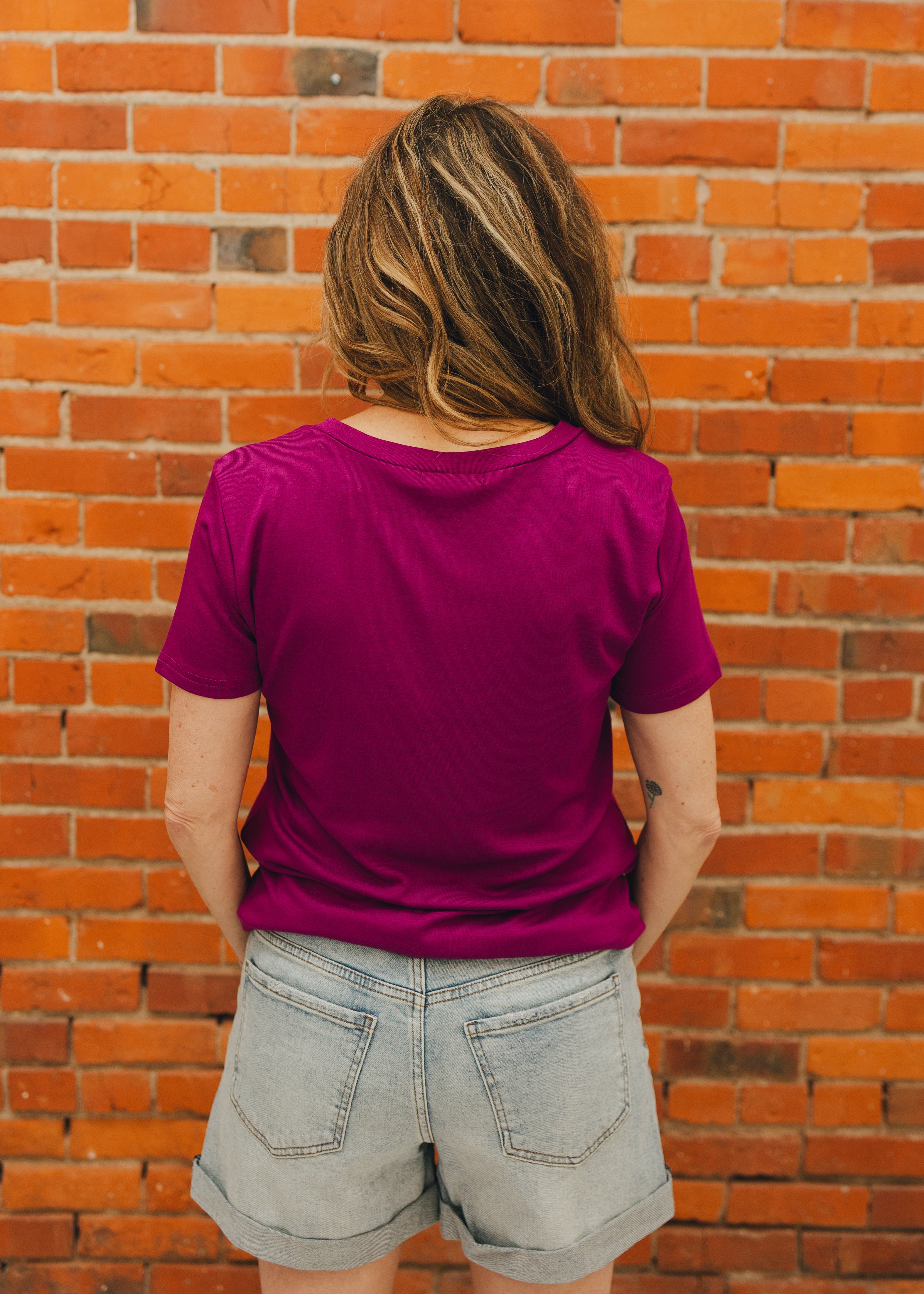 Basic Short Sleeve Round Neck Top