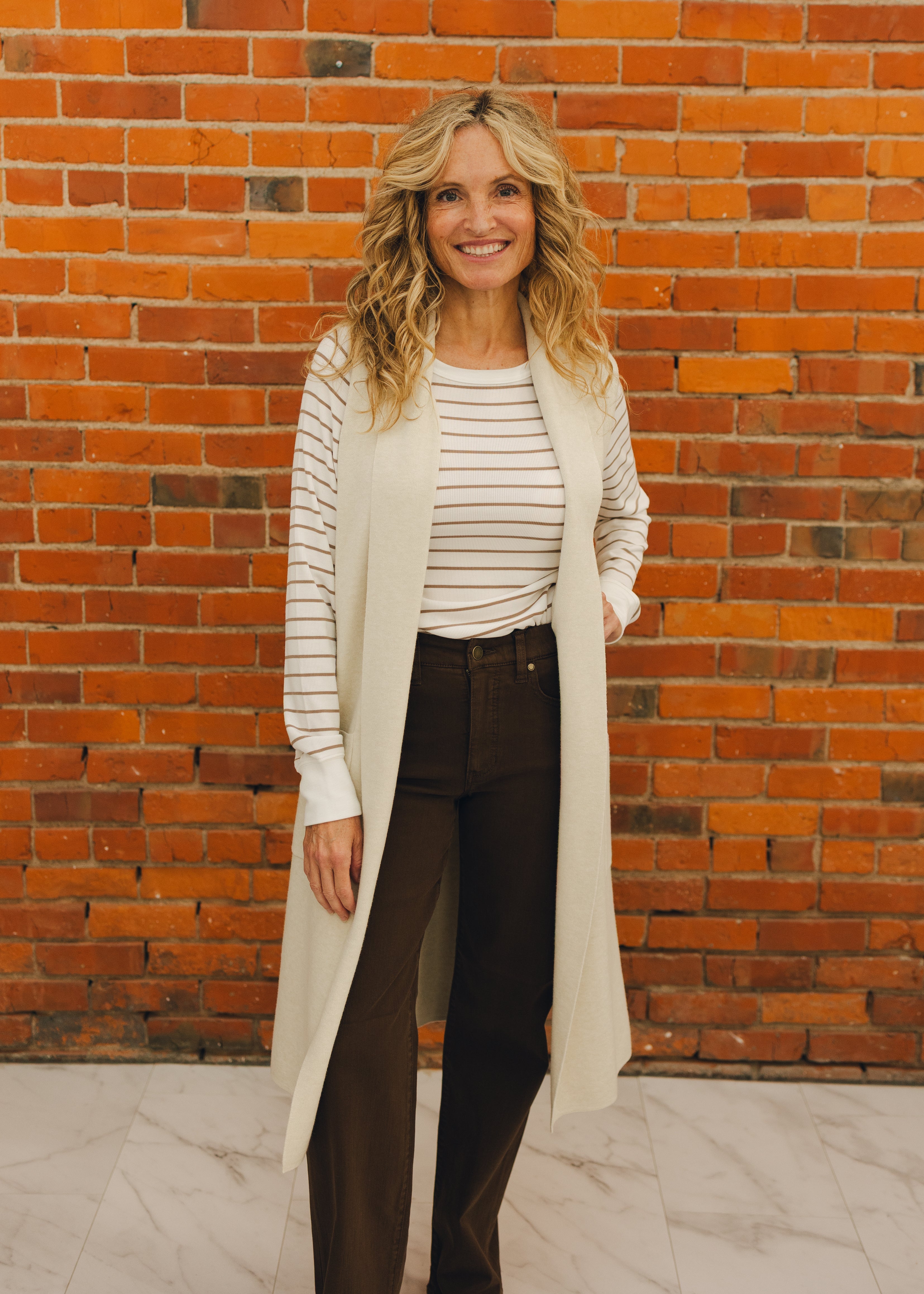 Sleeveless Open Knitted Cardigan
