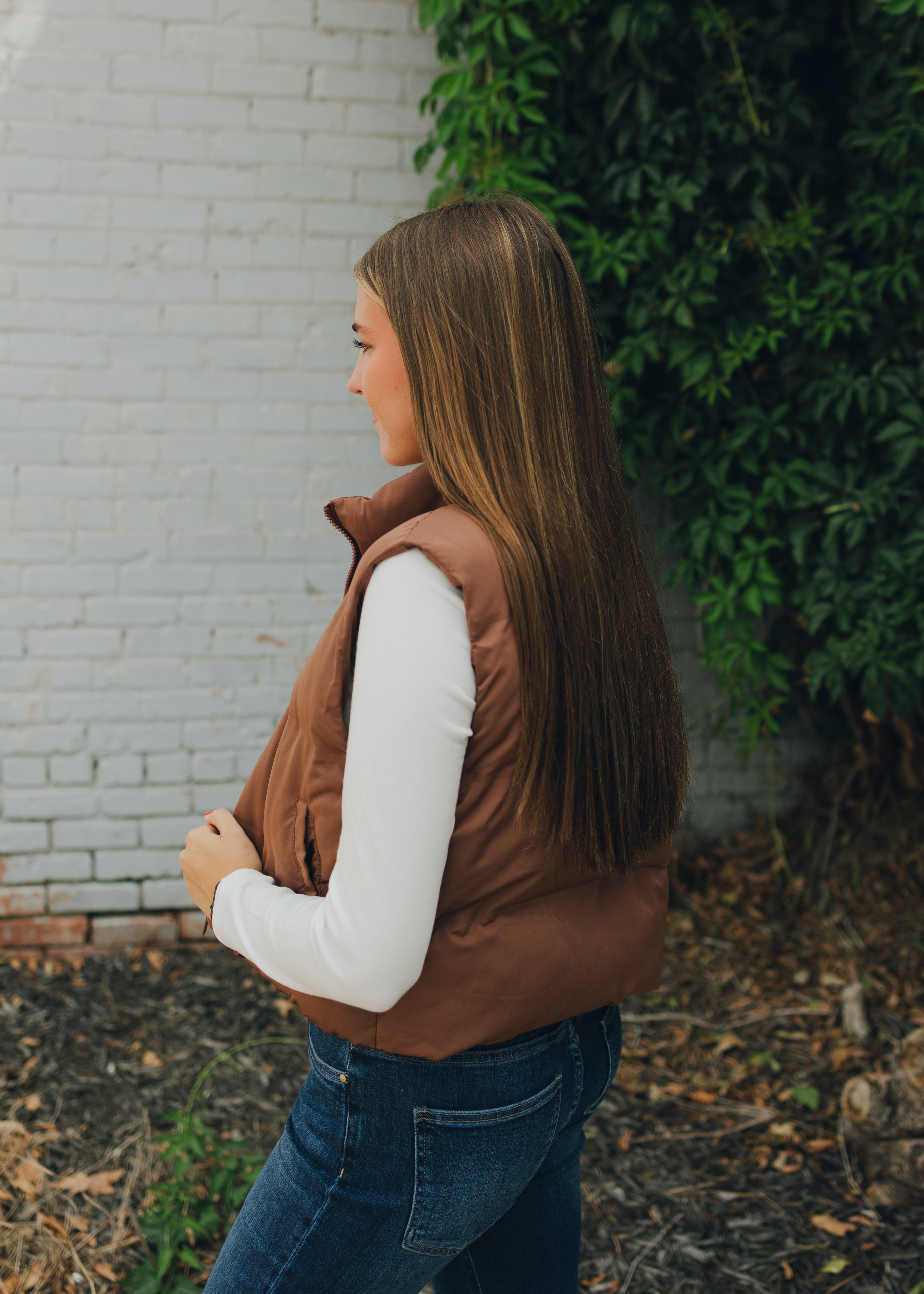 Thread & Supply Issey Vest - Cappuccino