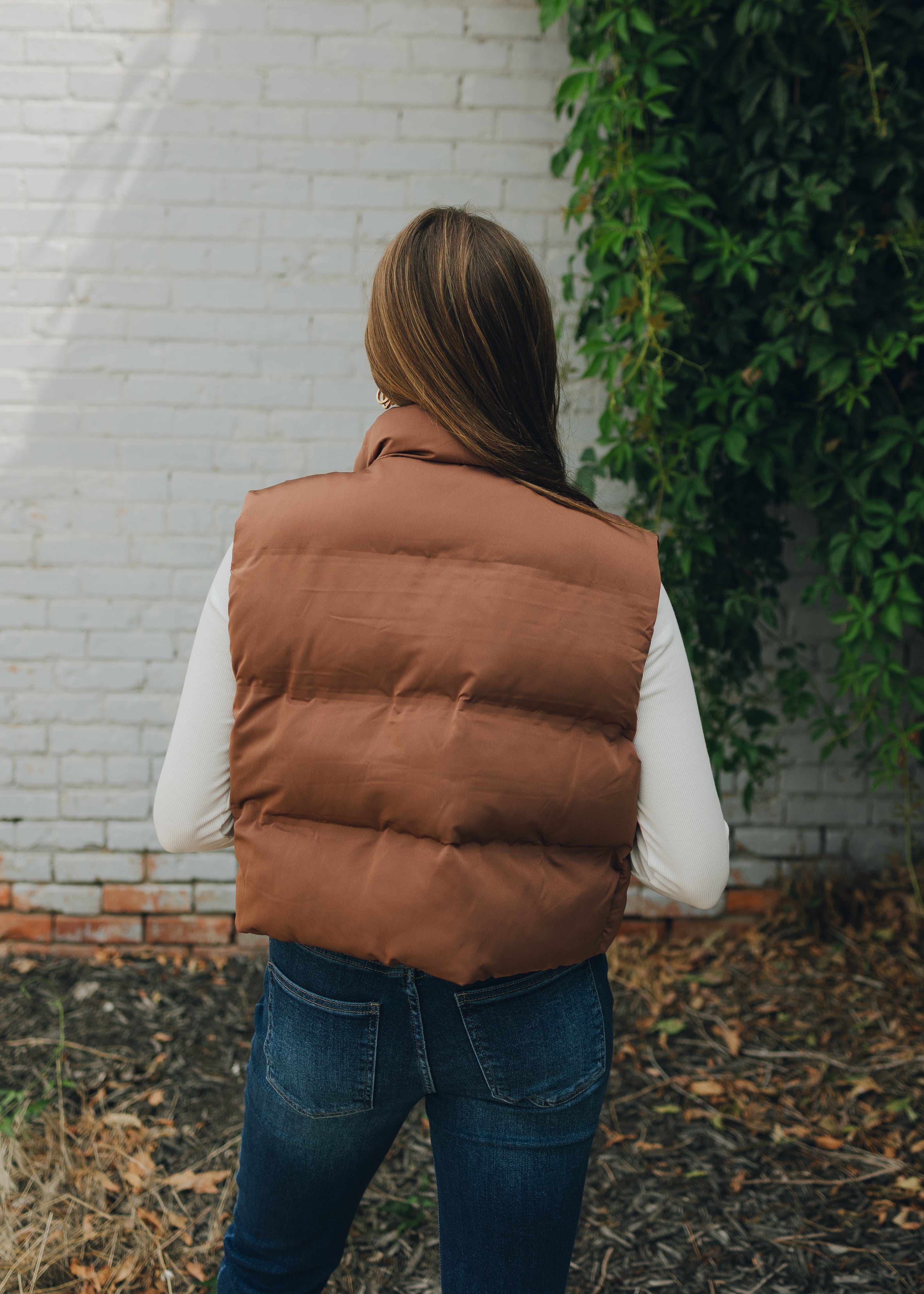 Thread & Supply Issey Vest - Cappuccino
