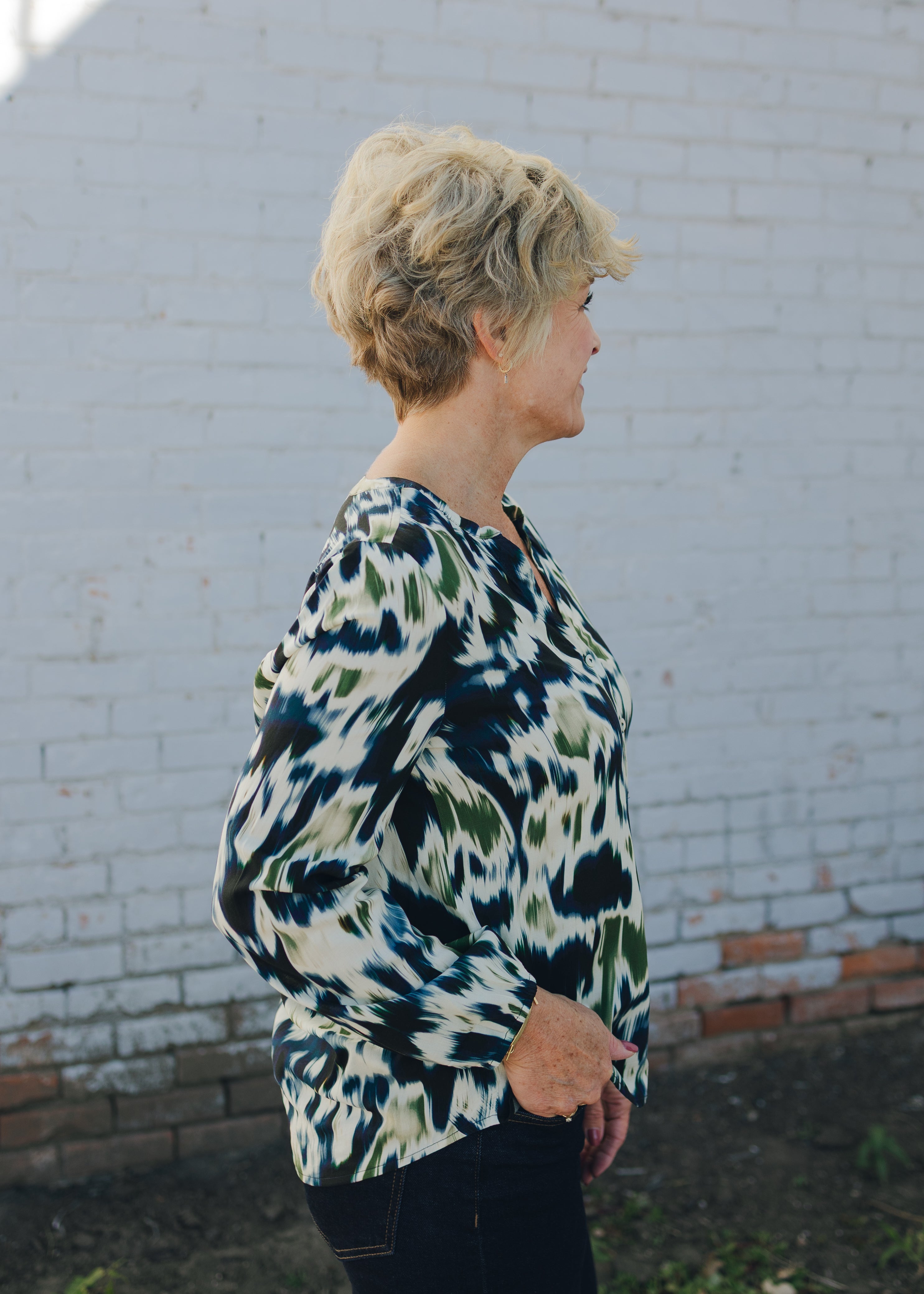 Liverpool Long Sleeve Button Front Woven Blouse