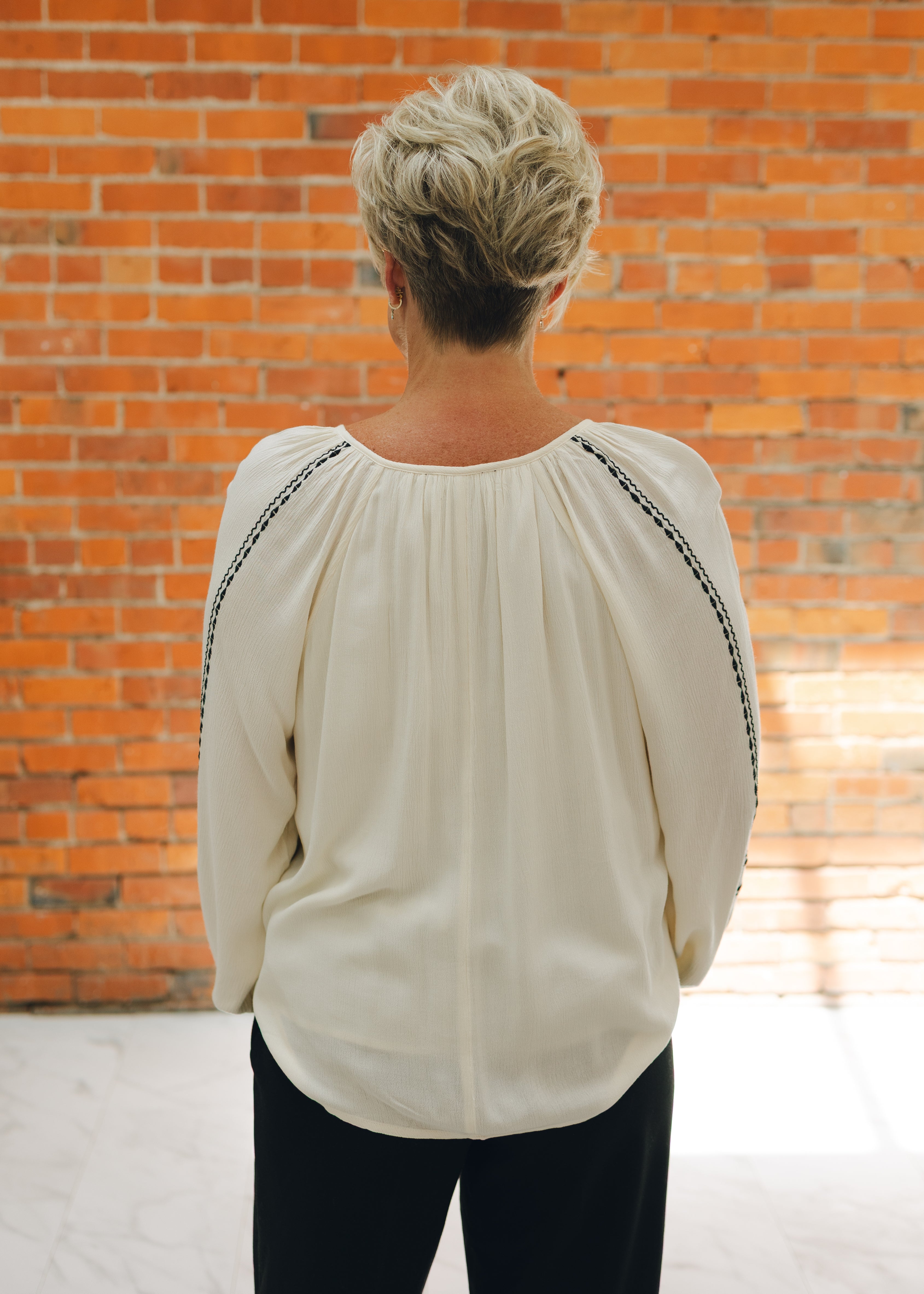 Liverpool Long Sleeve Woven Raglan Blouse