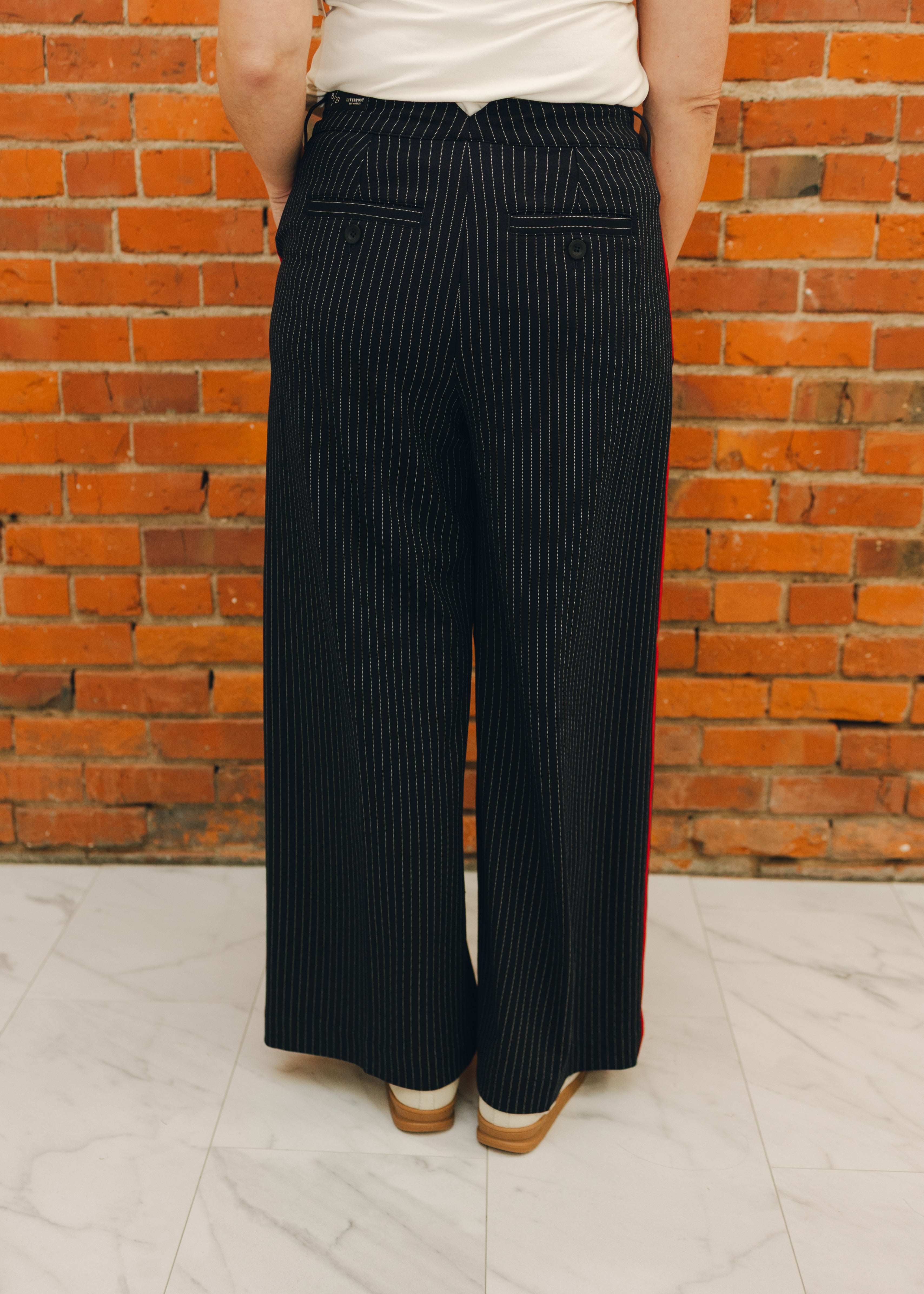 Liverpool Pleated Trouser