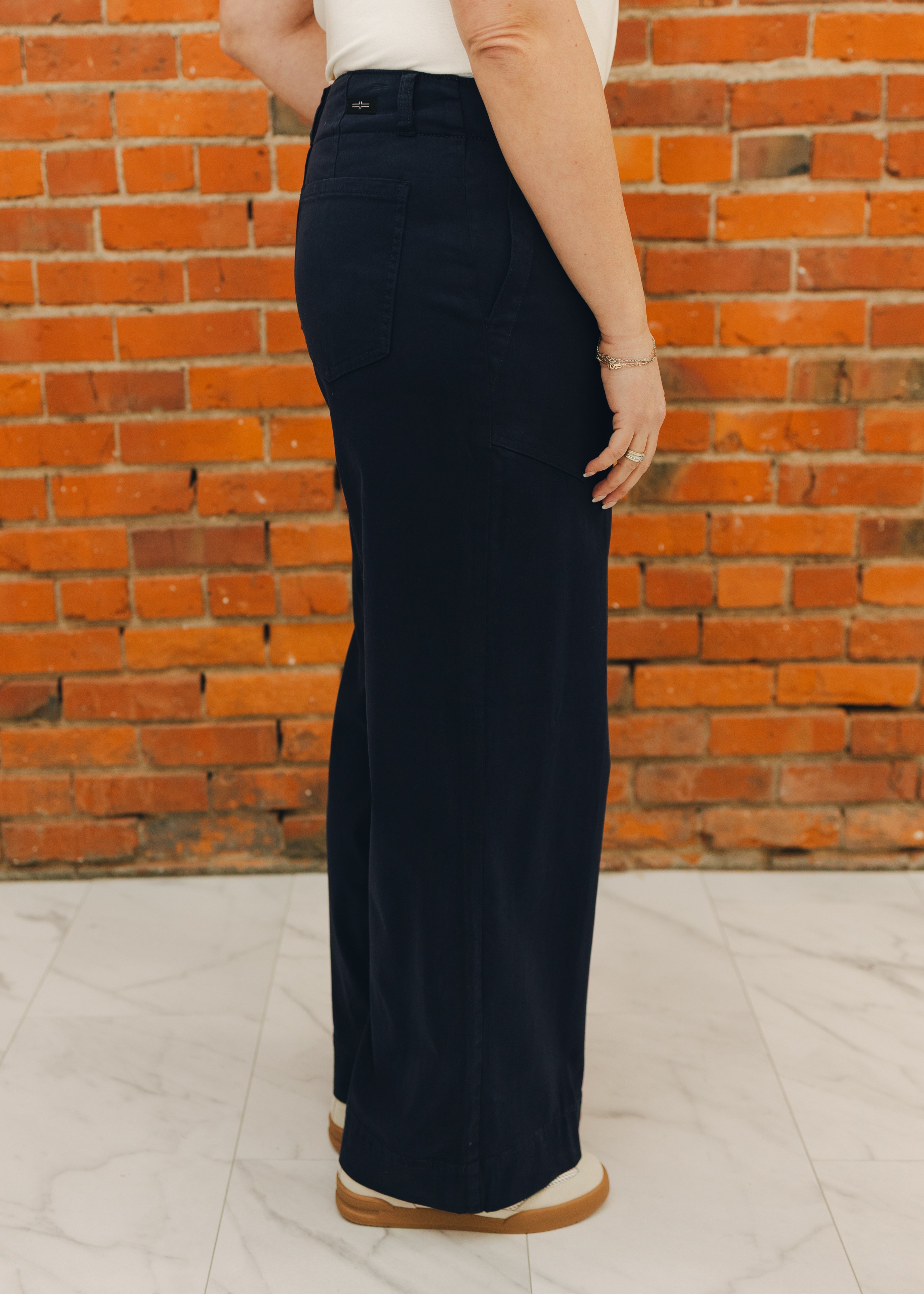 Liverpool Utility Patch Pocket Pant