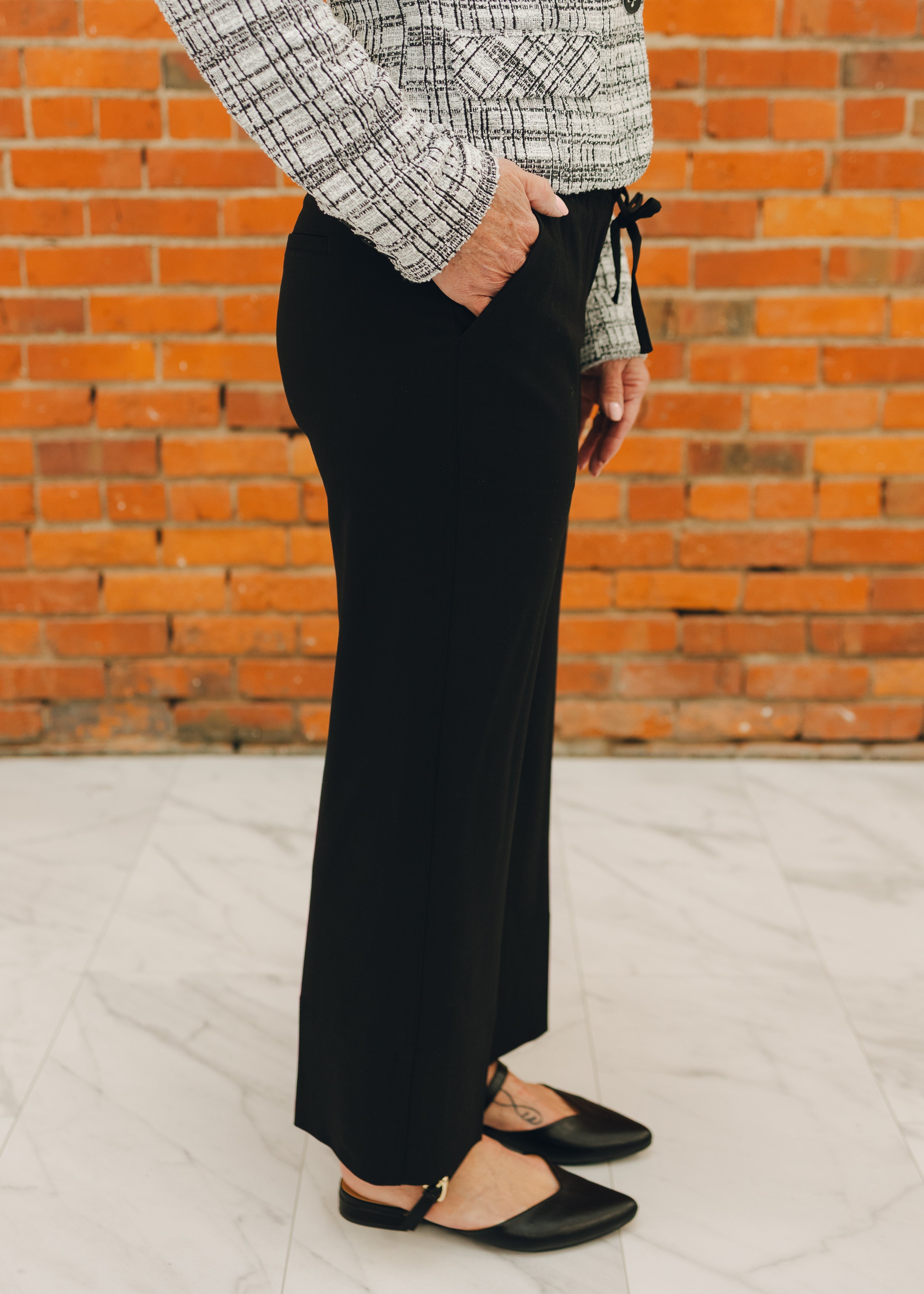 Liverpool Pull On Wide Leg Cropped Pant