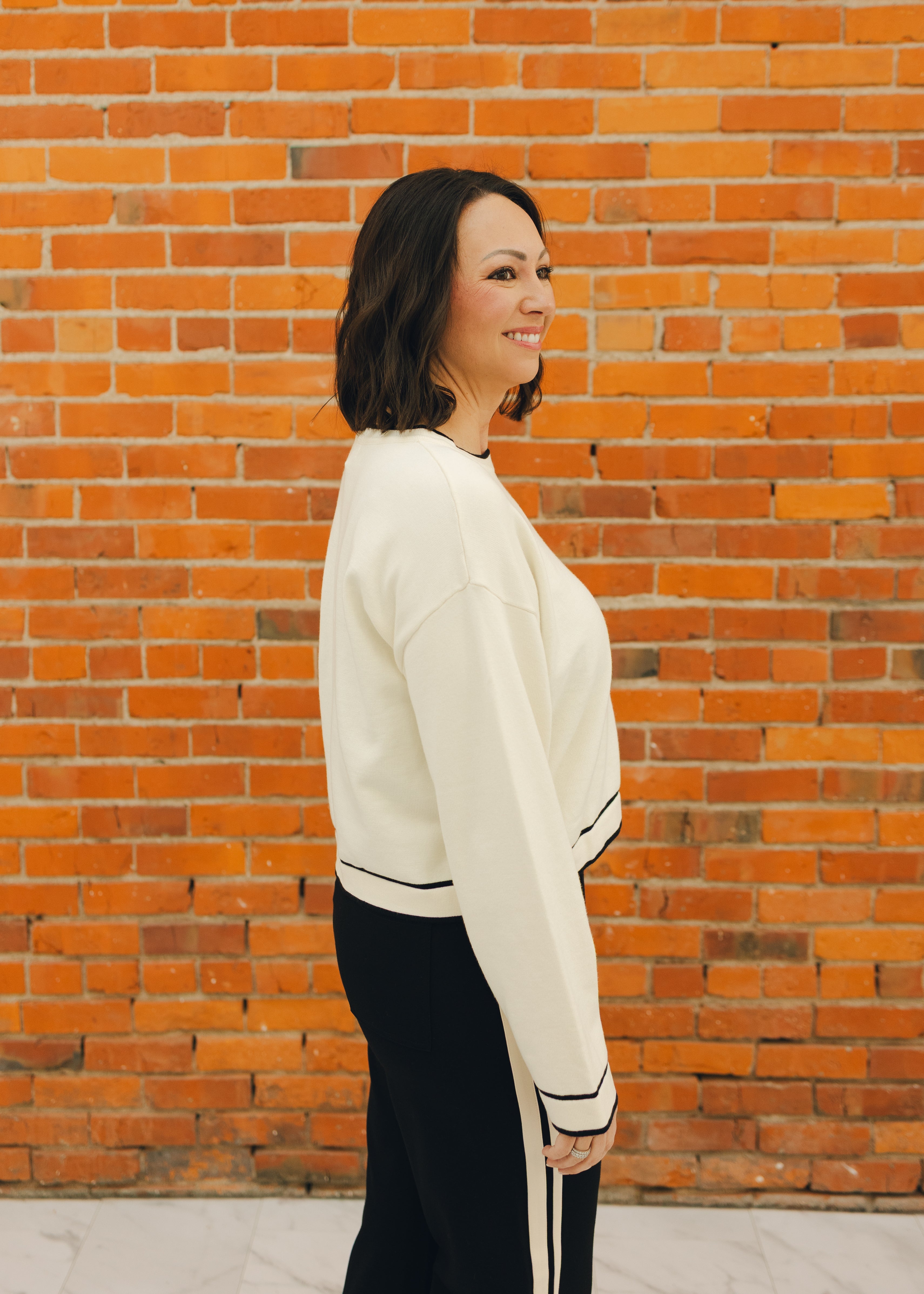 Elan Contrast Crew Neck Sweater