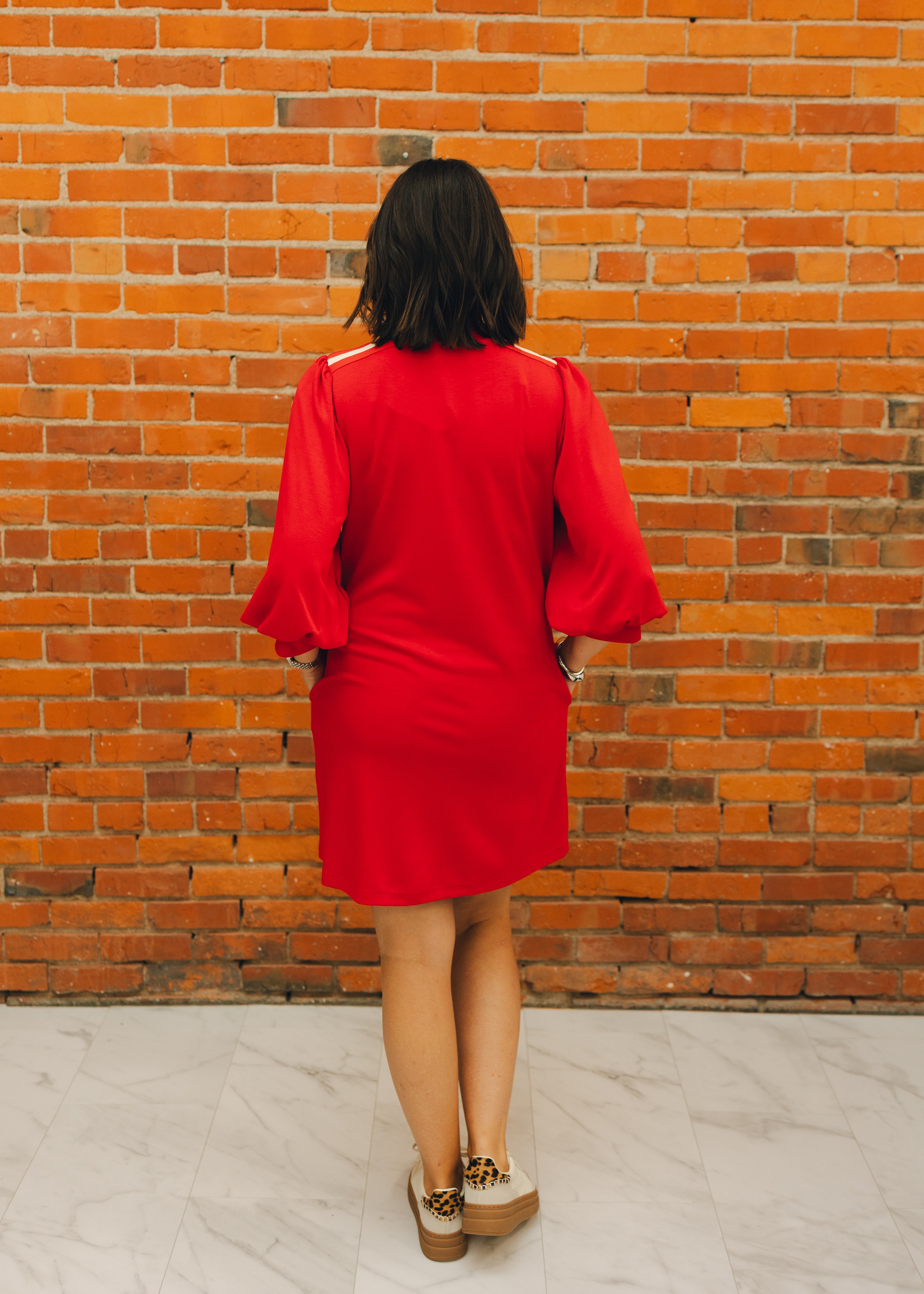 Stripe Accent Shoulder Casual Dress