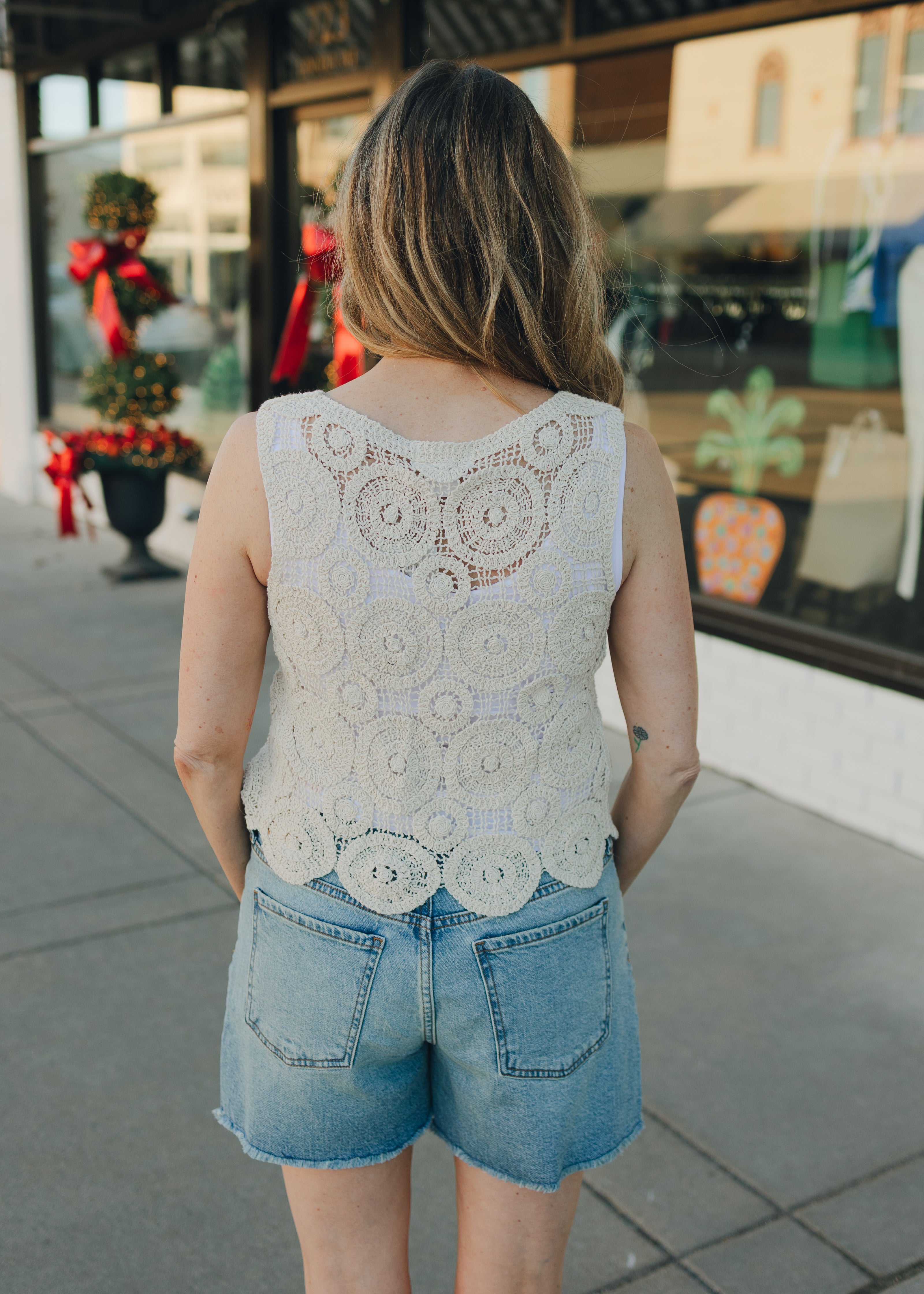 Circles Crochet Shell Top