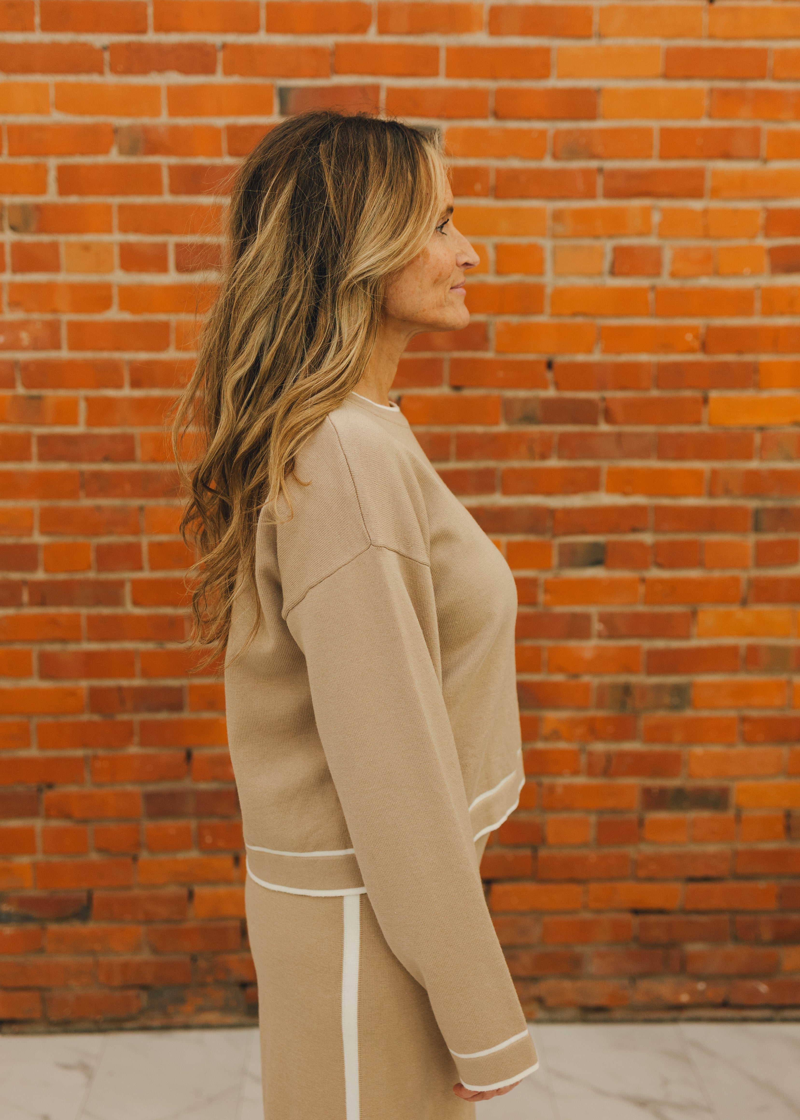 Elan Contrast Crew Neck Sweater