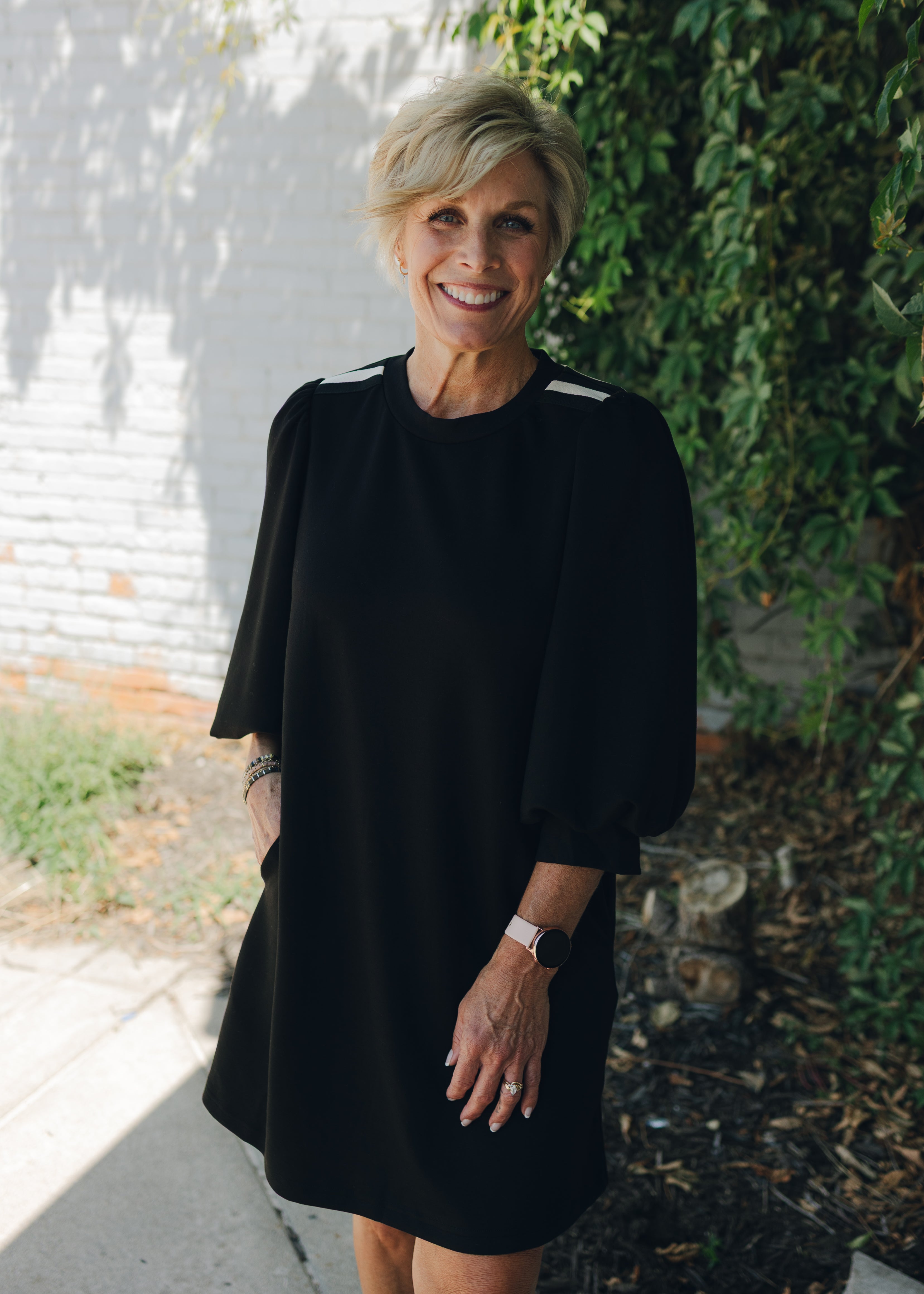 Stripe Accent Shoulder Casual Dress - Black