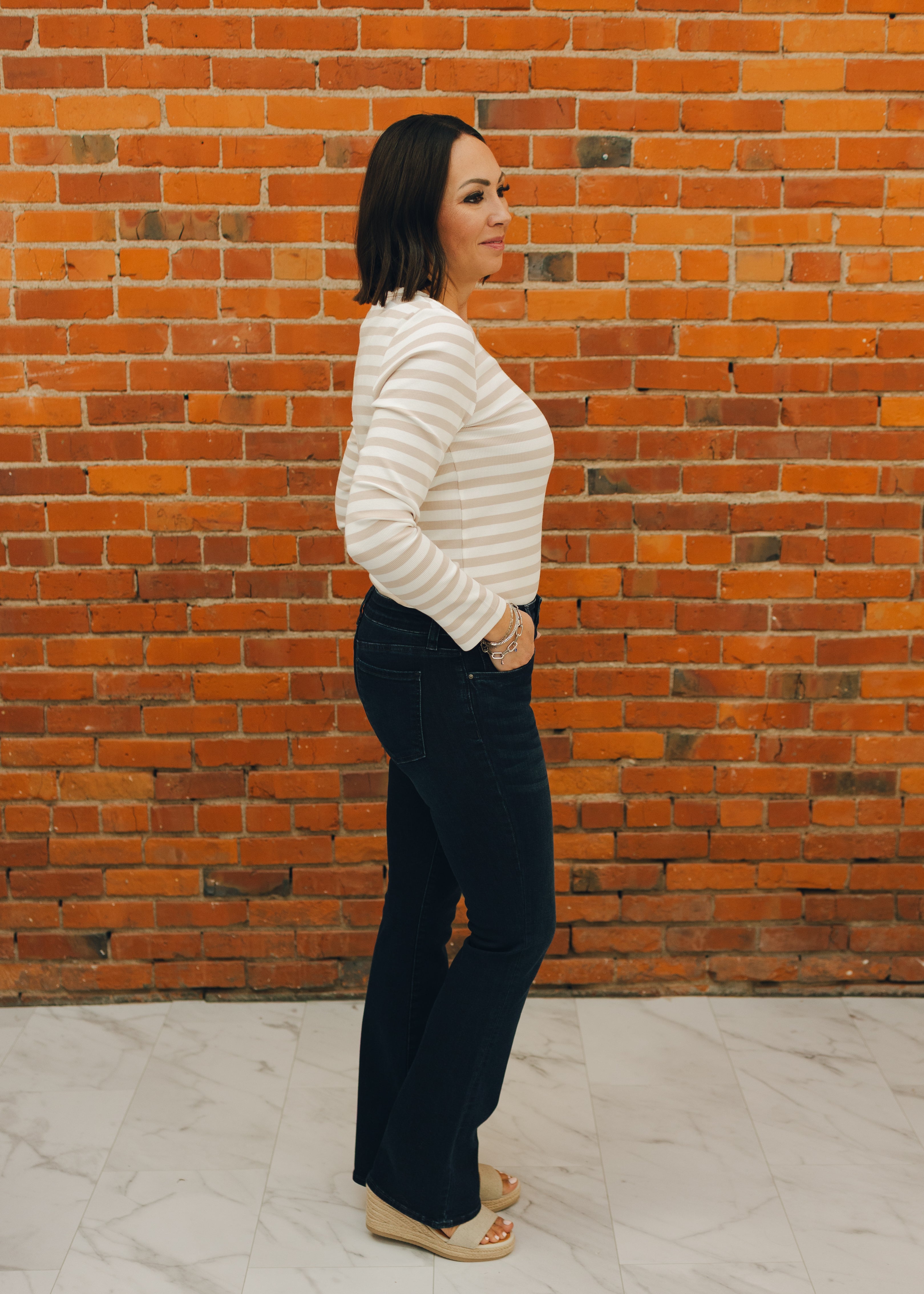 KUT Natalie Mid Rise Flare - Leading