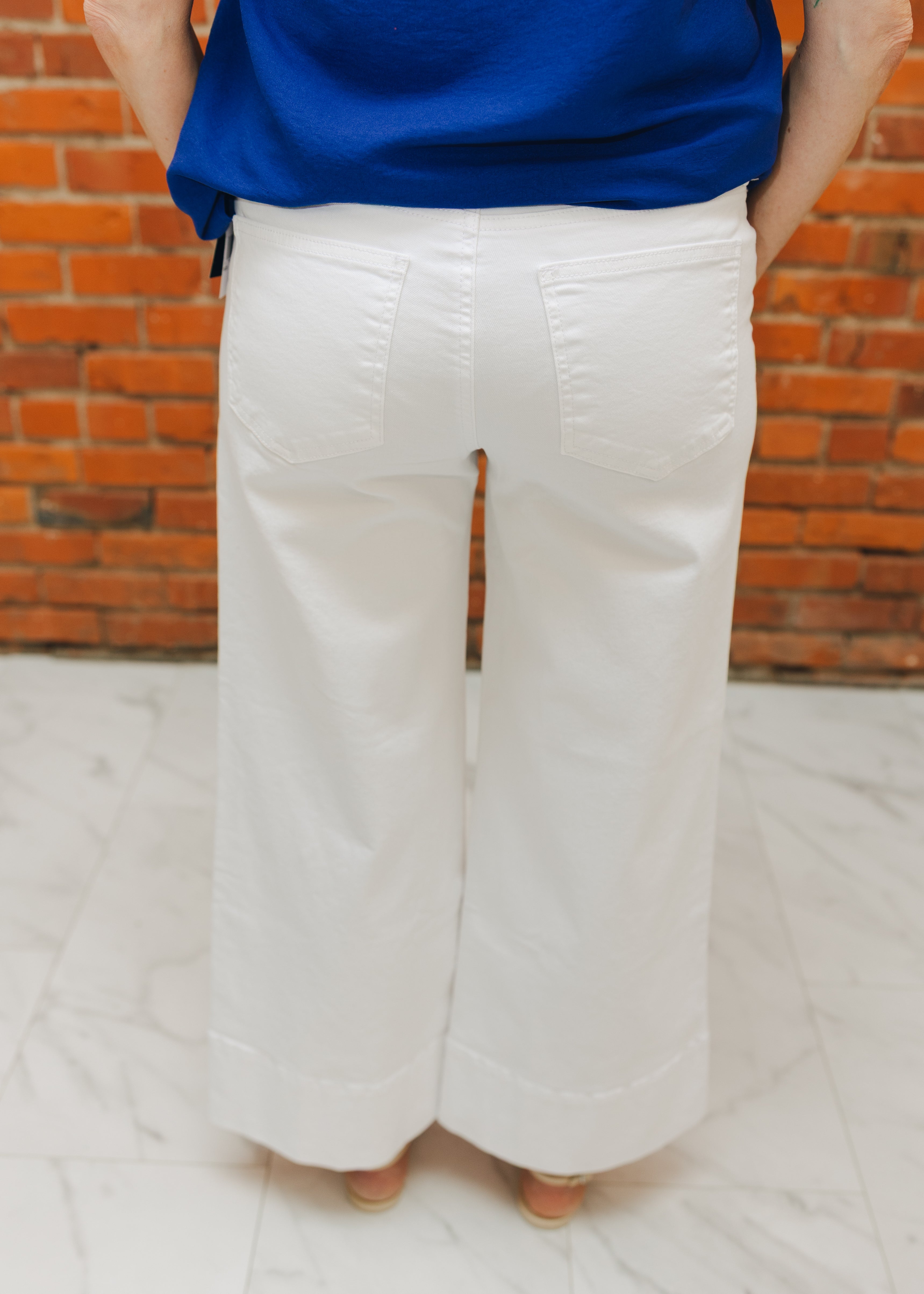 KUT Meg HR Wide Leg W/ Front Pin Tuck