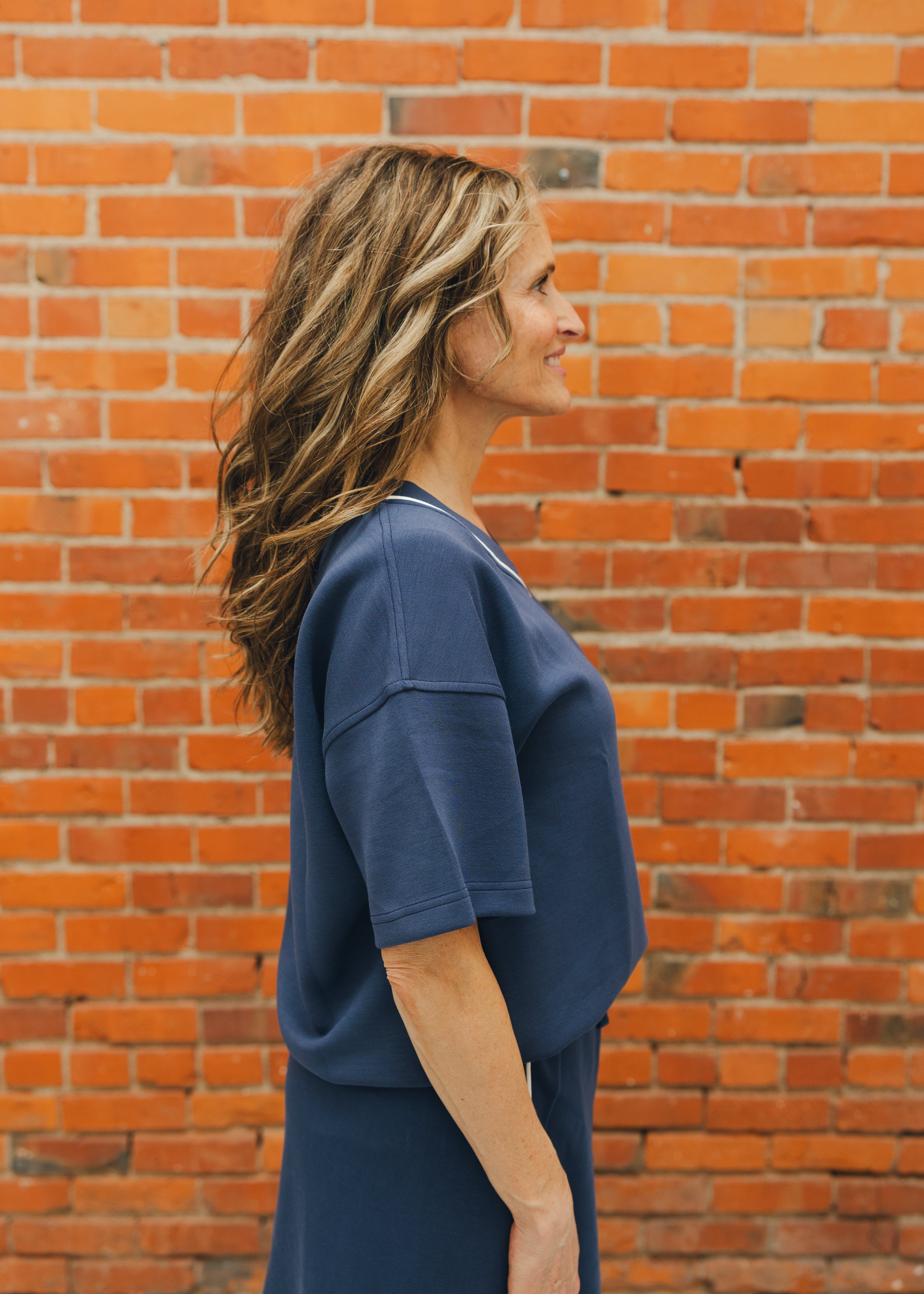 Modal Poly Flat Piping V-Neck Top