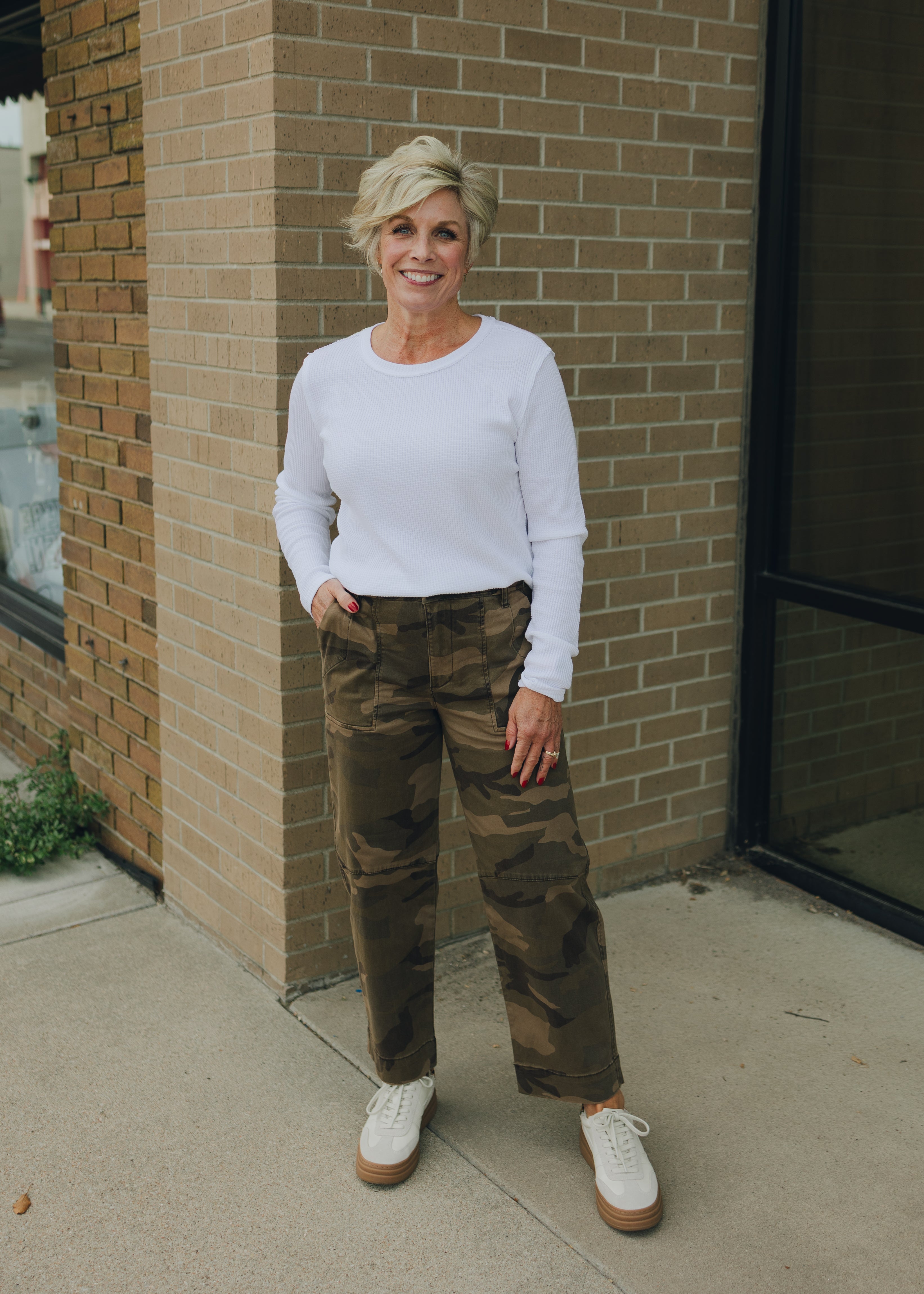 KUT Ashton Wide Leg Barrel - Brown