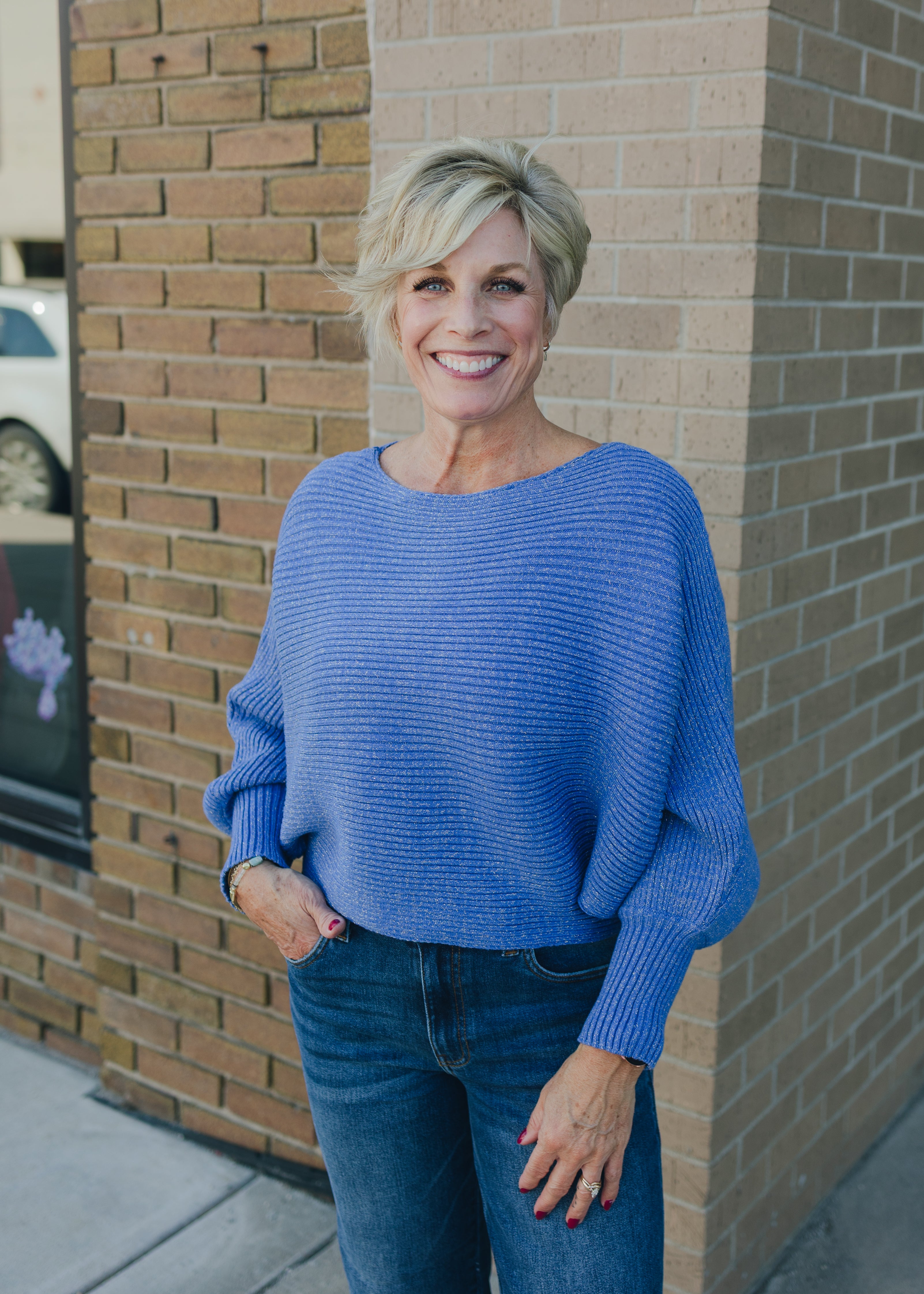 Round Neck Cropped Sweater Top