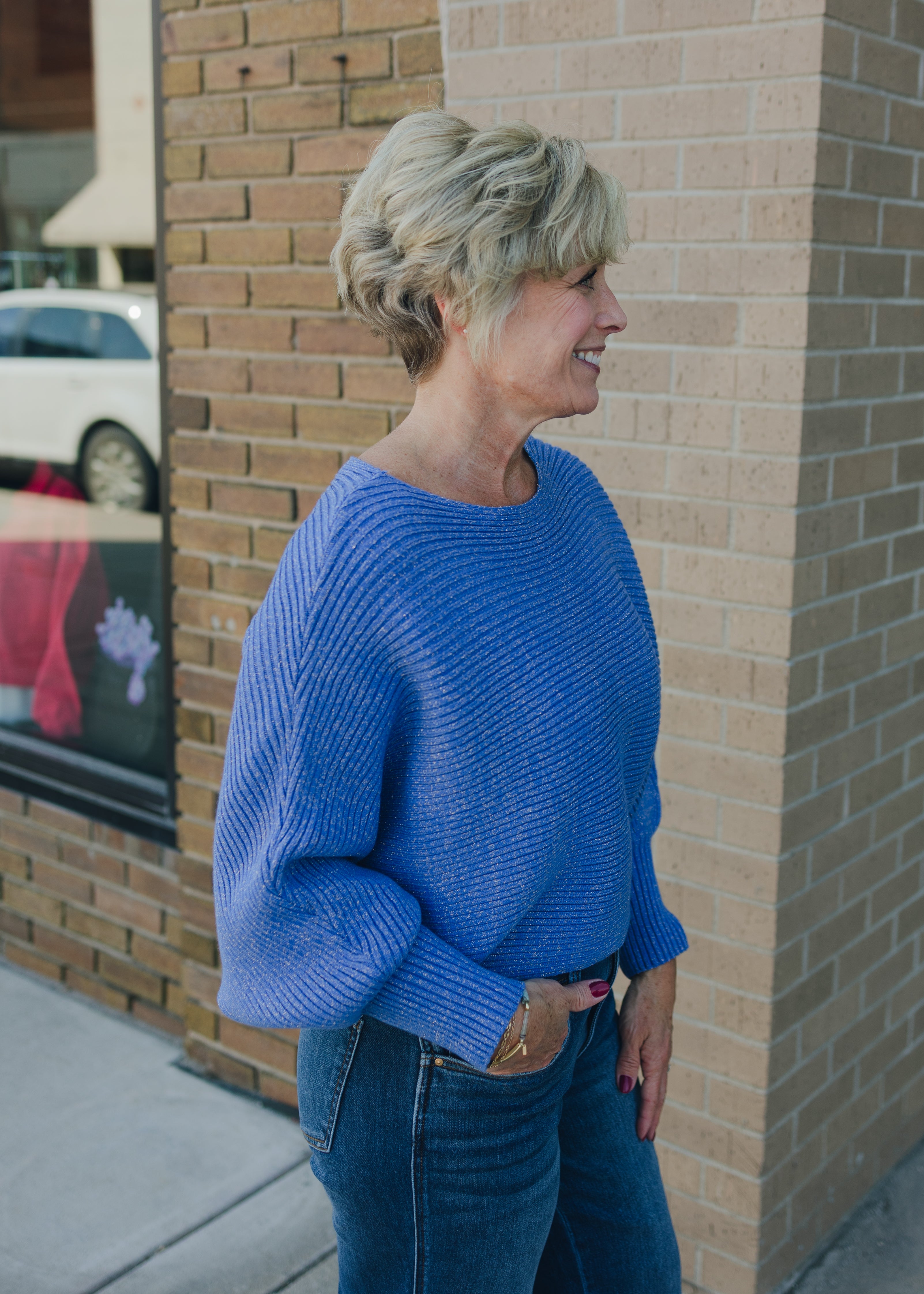 Round Neck Cropped Sweater Top