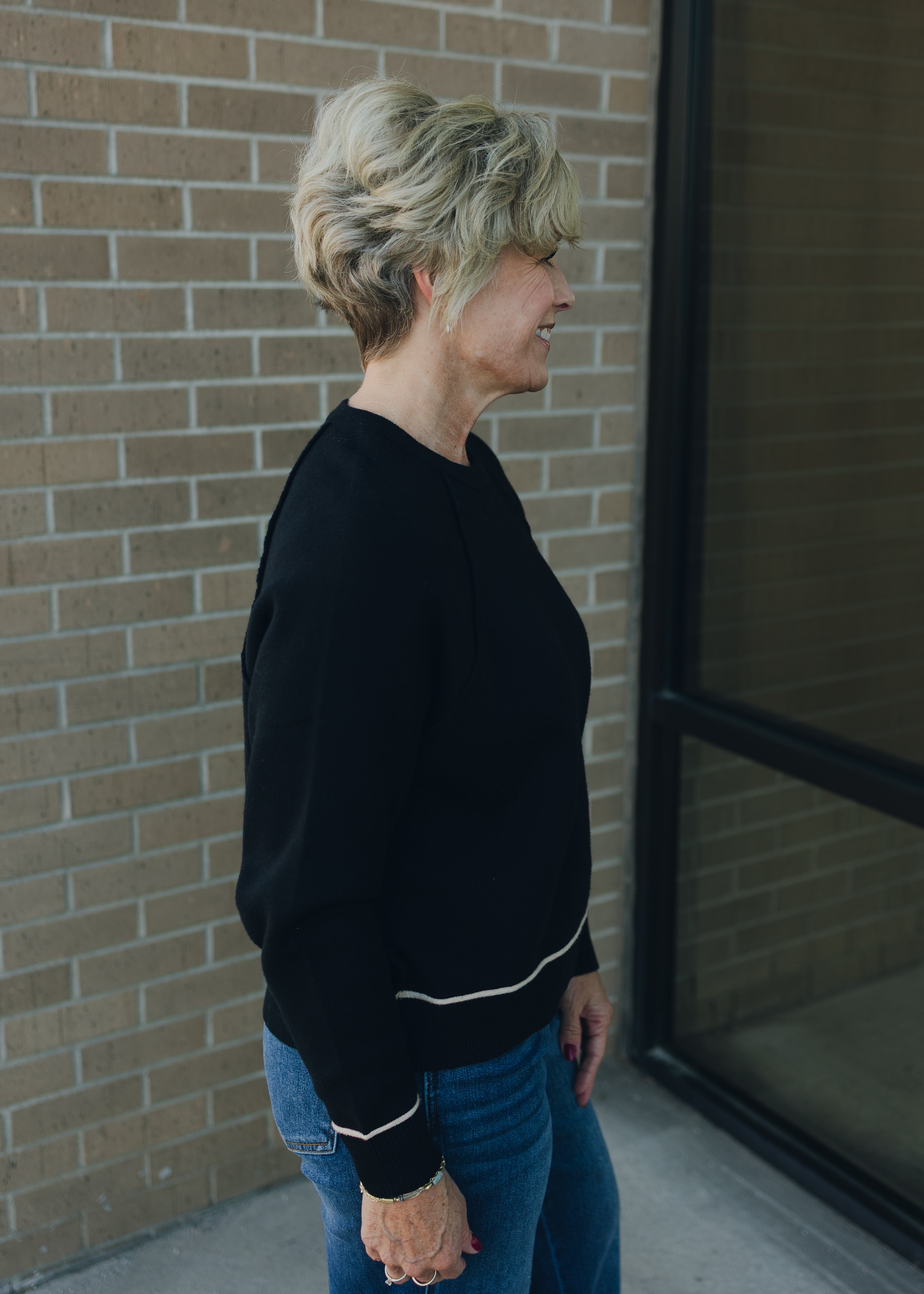 Contrast Piping Raglan Sleeve Sweater