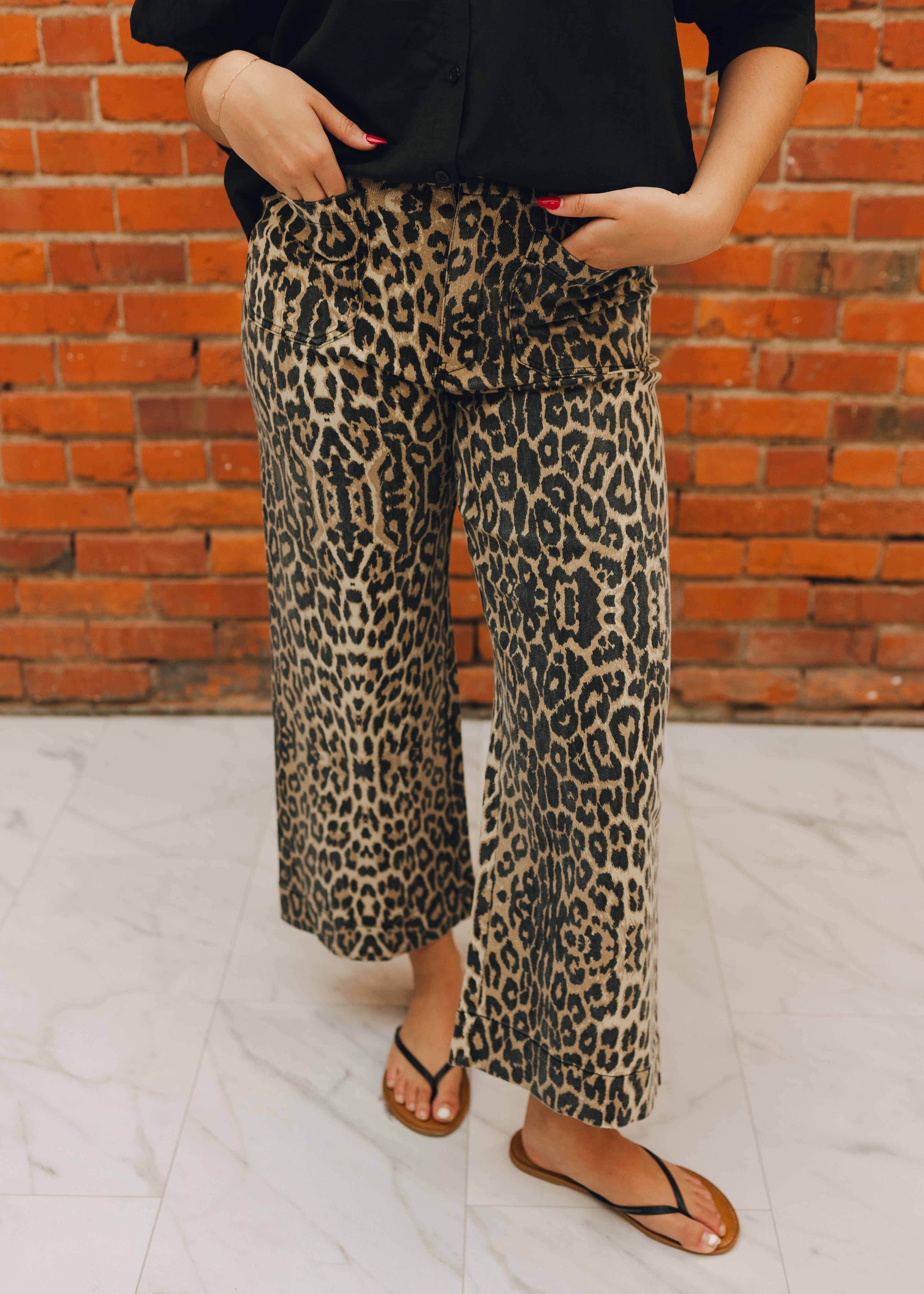 Leopard Straight Leg Pant