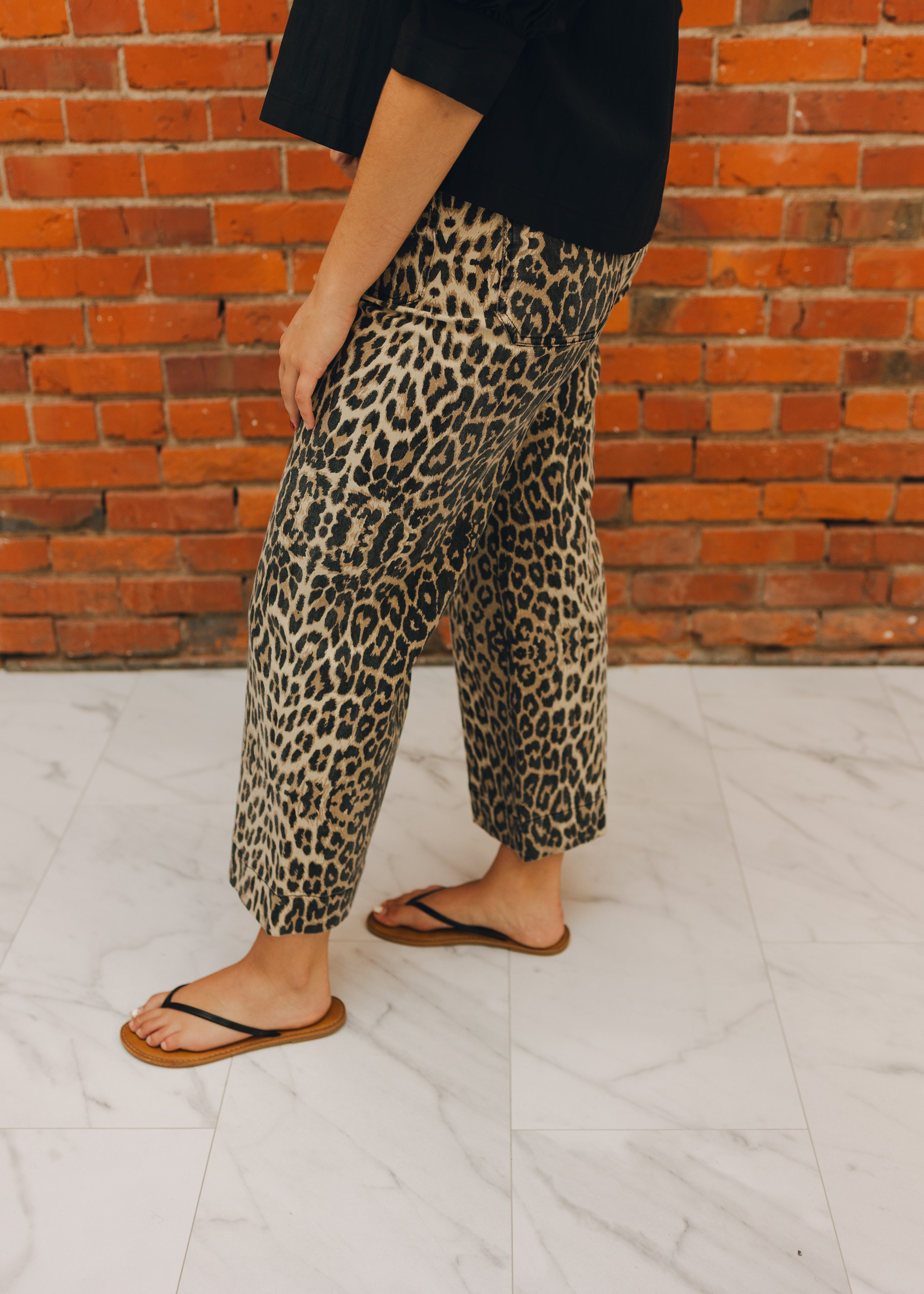 Leopard Straight Leg Pant