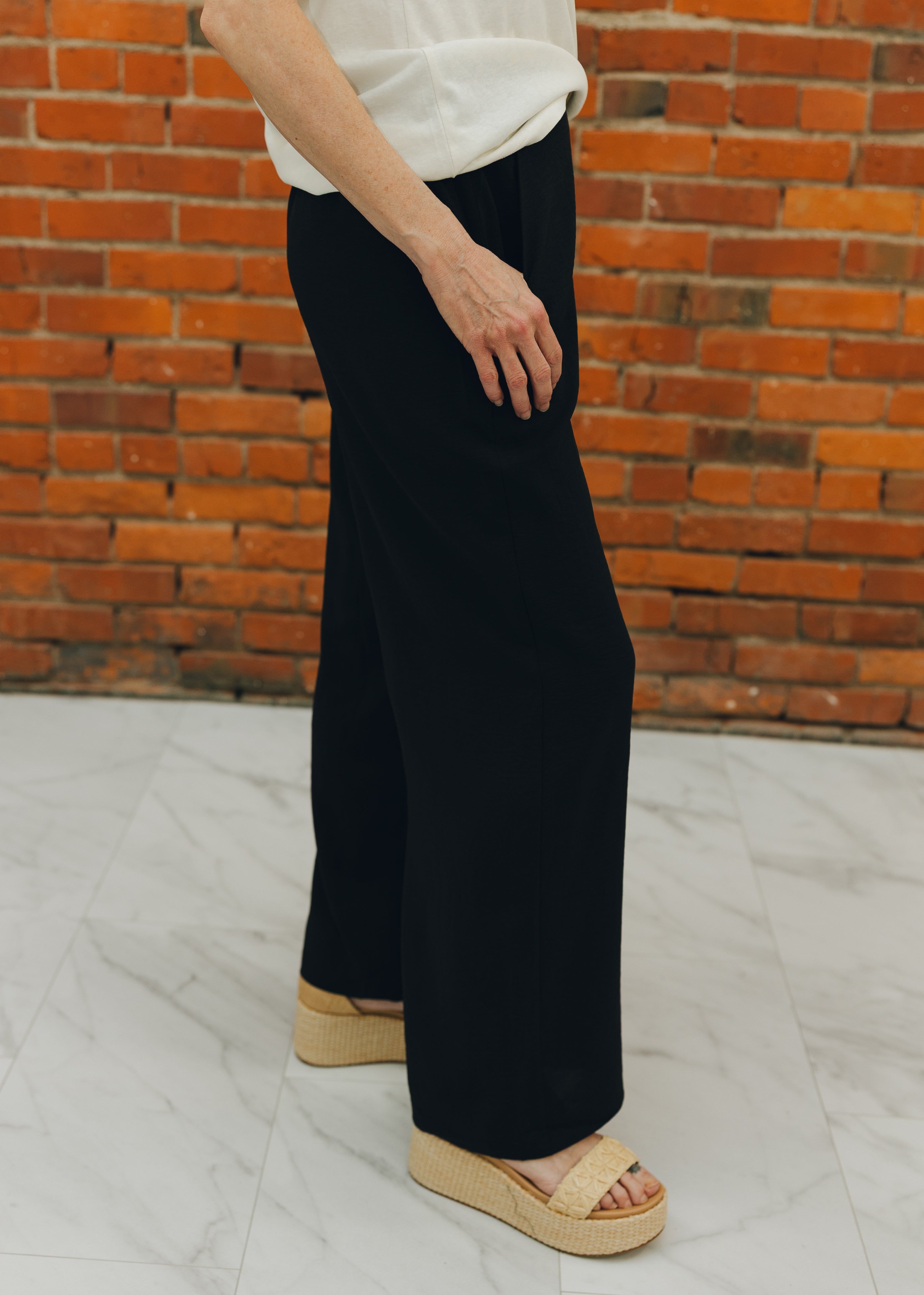 Elastic Waistband Woven Pant