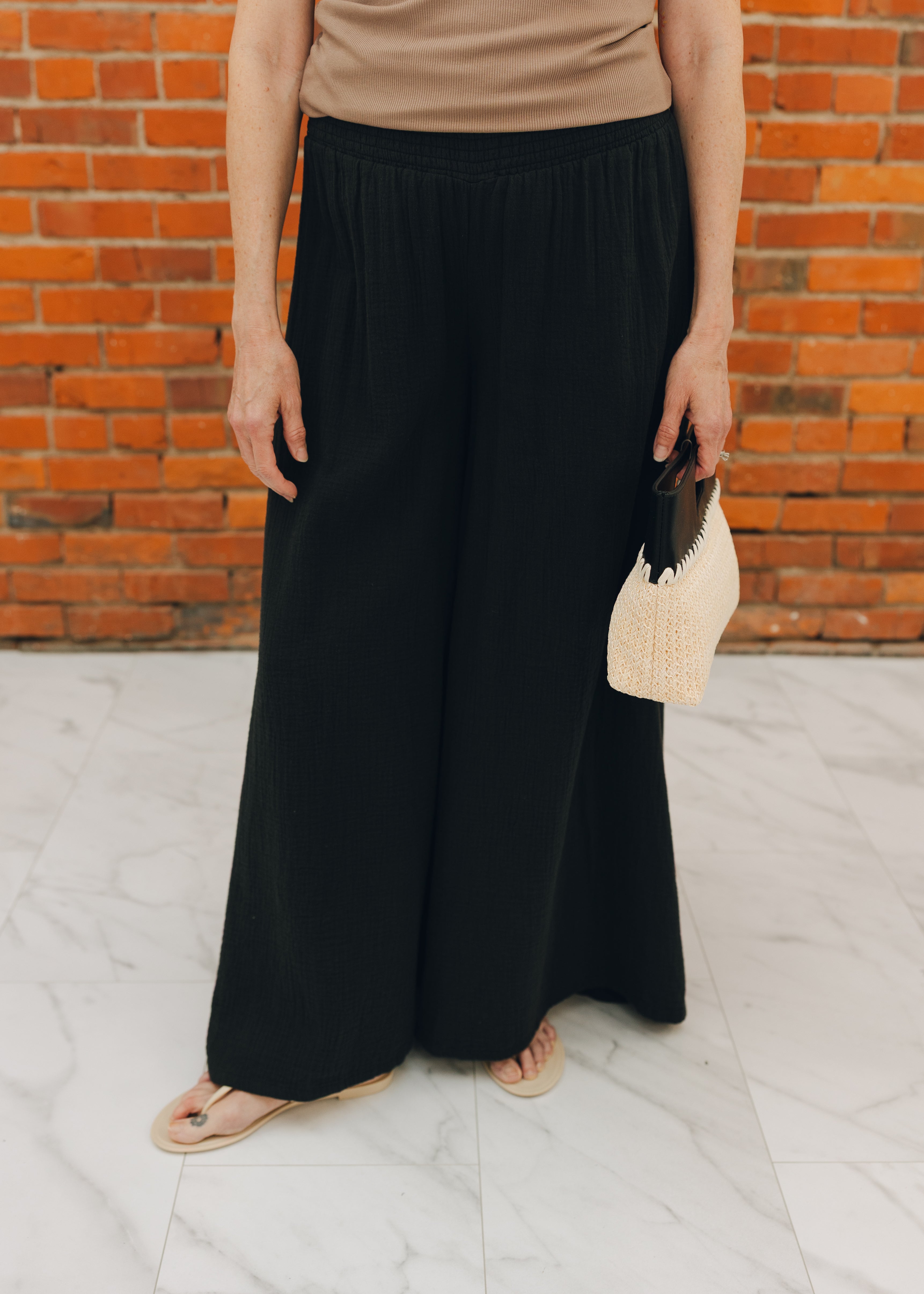 Elan Smock Waistband Palazzo Pant