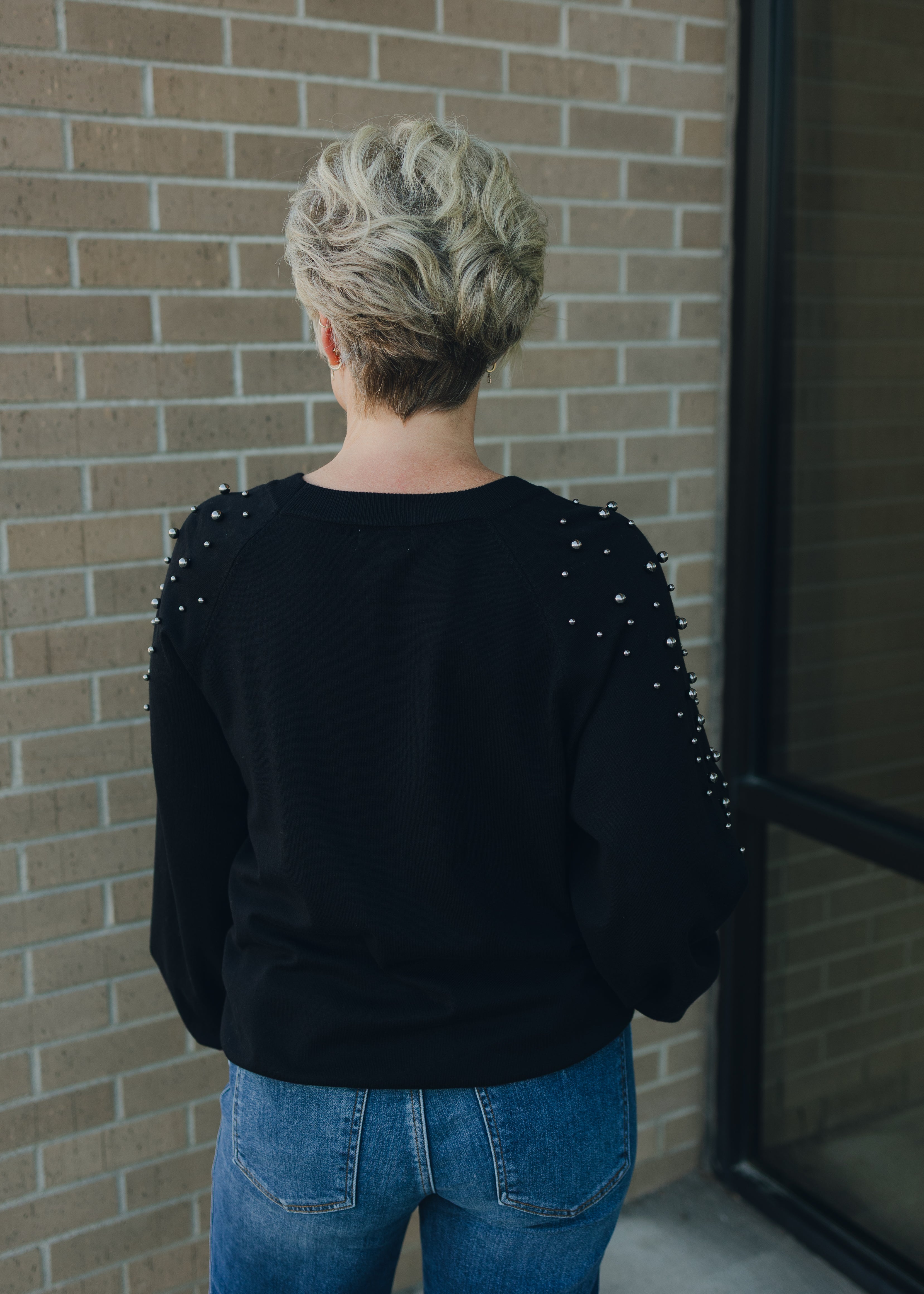 Long Sleeve Sweater W/ Pearl Detail - Black