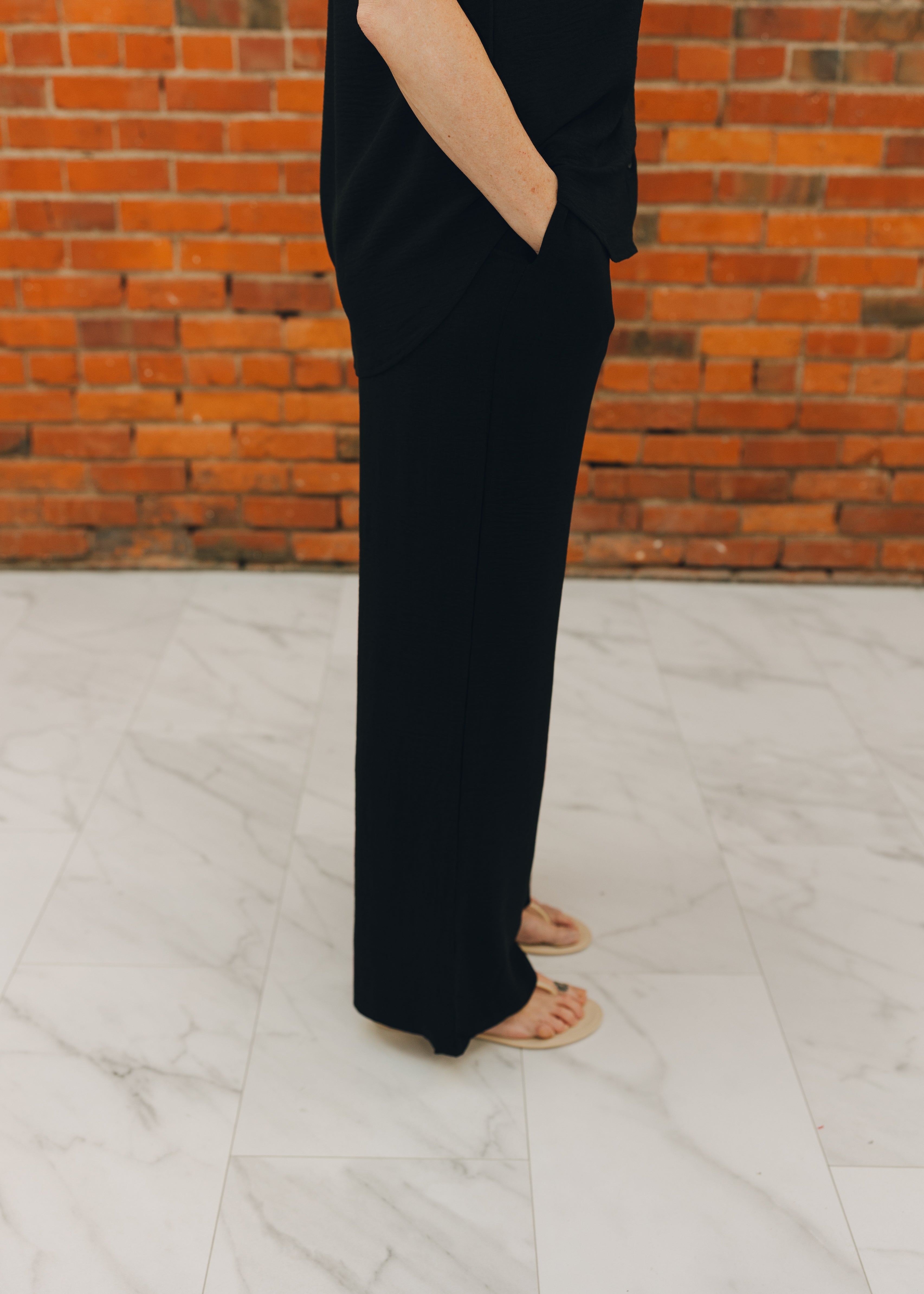 Elastic Waist Band Wide Leg Pant