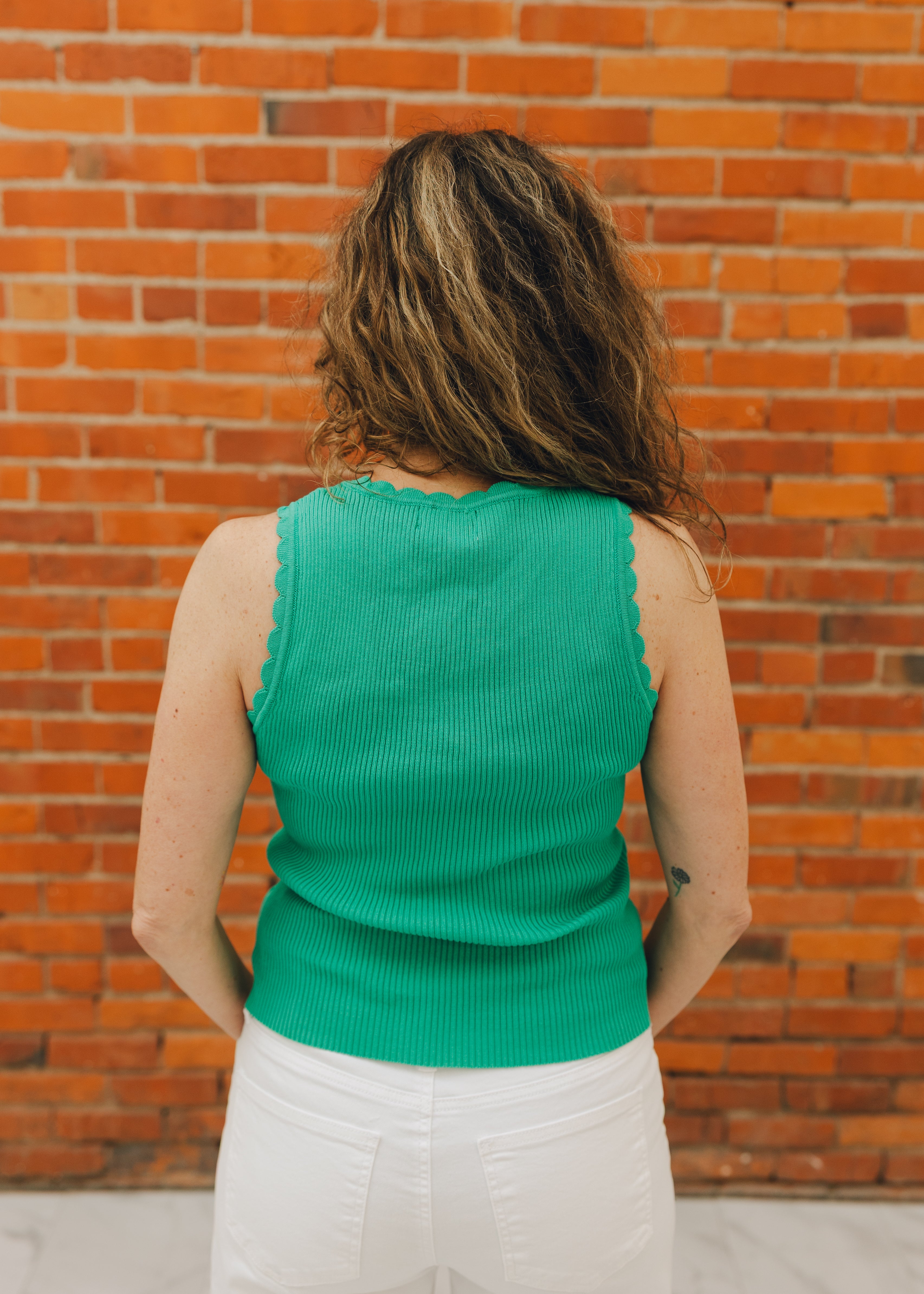 Scalloped Edge Ribbed Tank