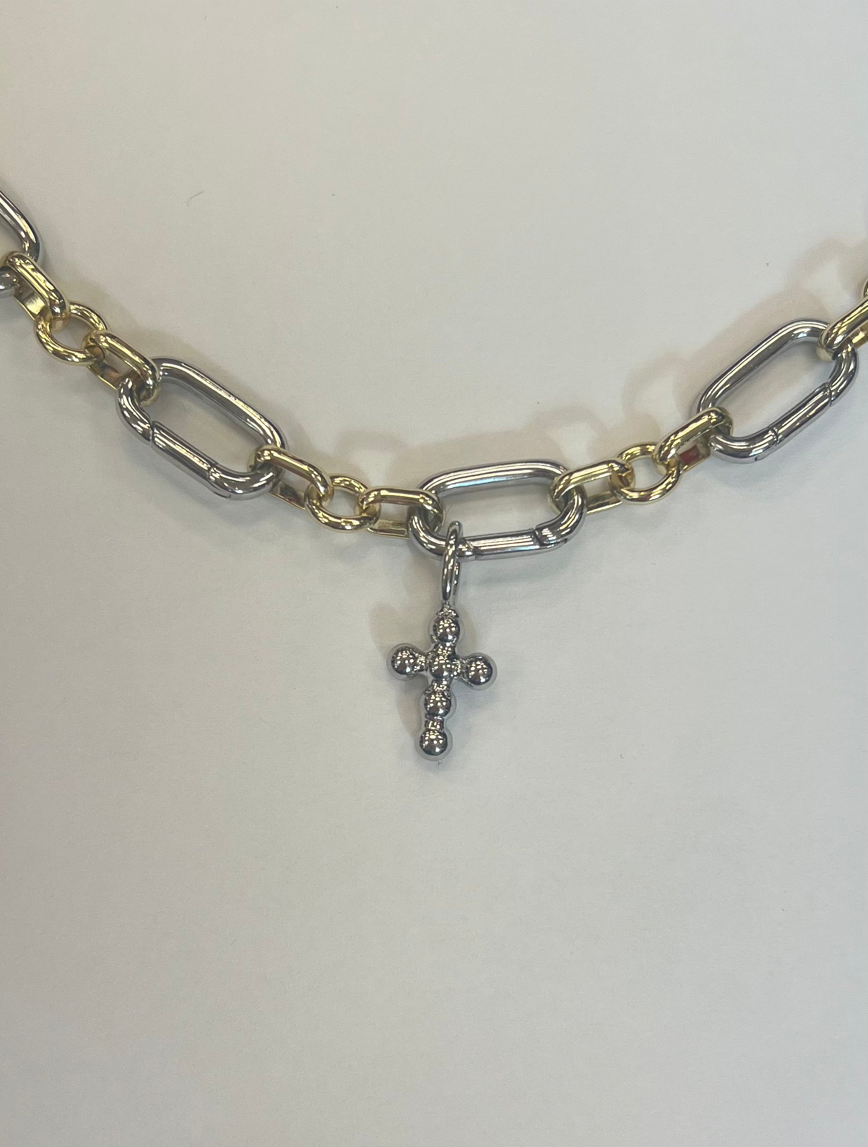 Sis Kiss Mini Hope Cross Charm