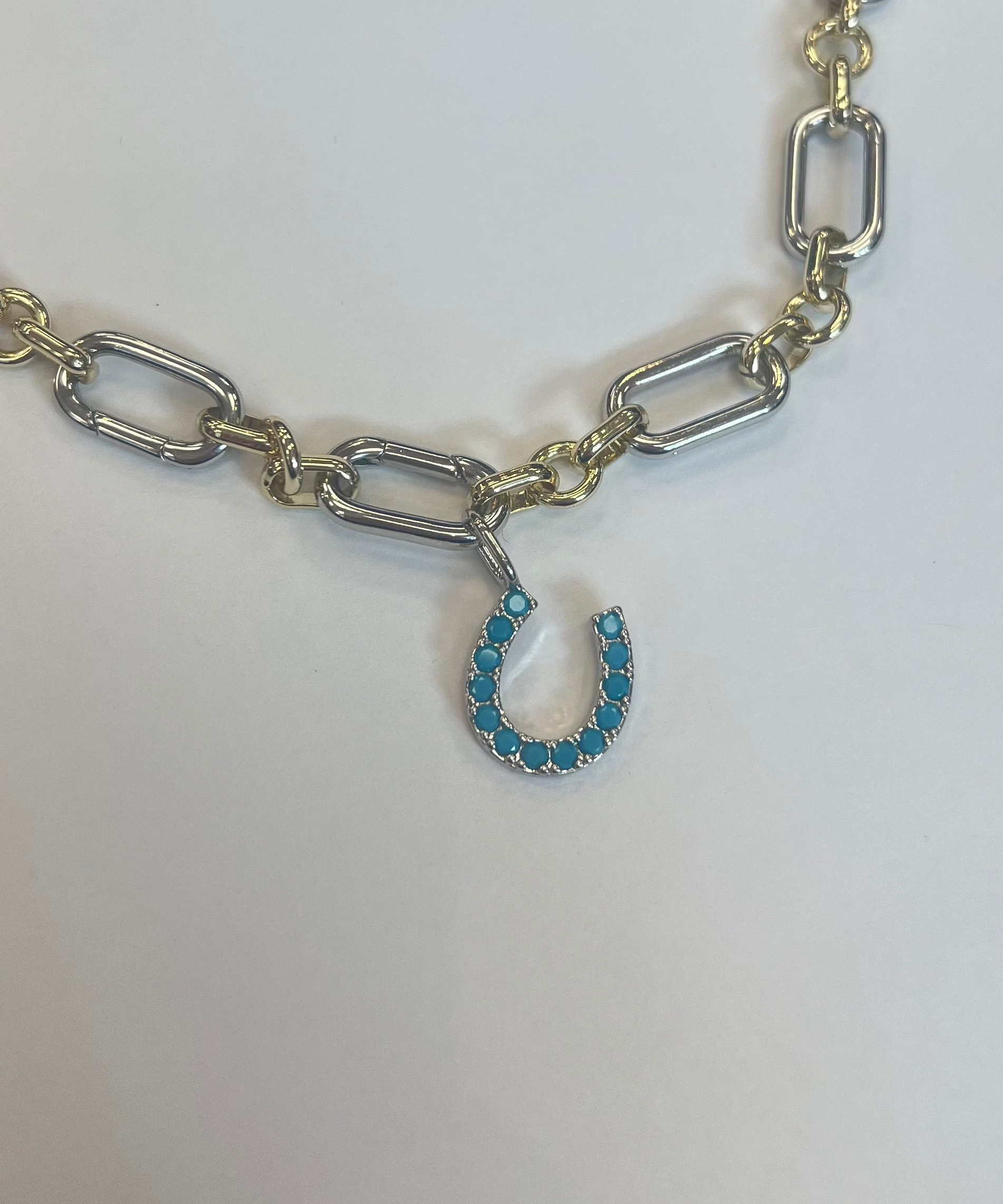 Sis Kiss Lucky Horseshoe Charm - Turquoise
